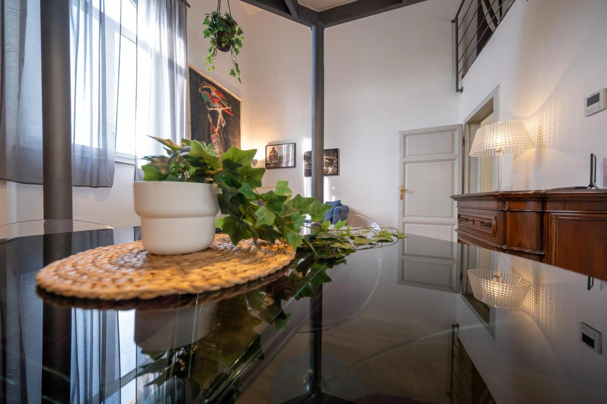 Lungarno Buozzi 7 Apartment