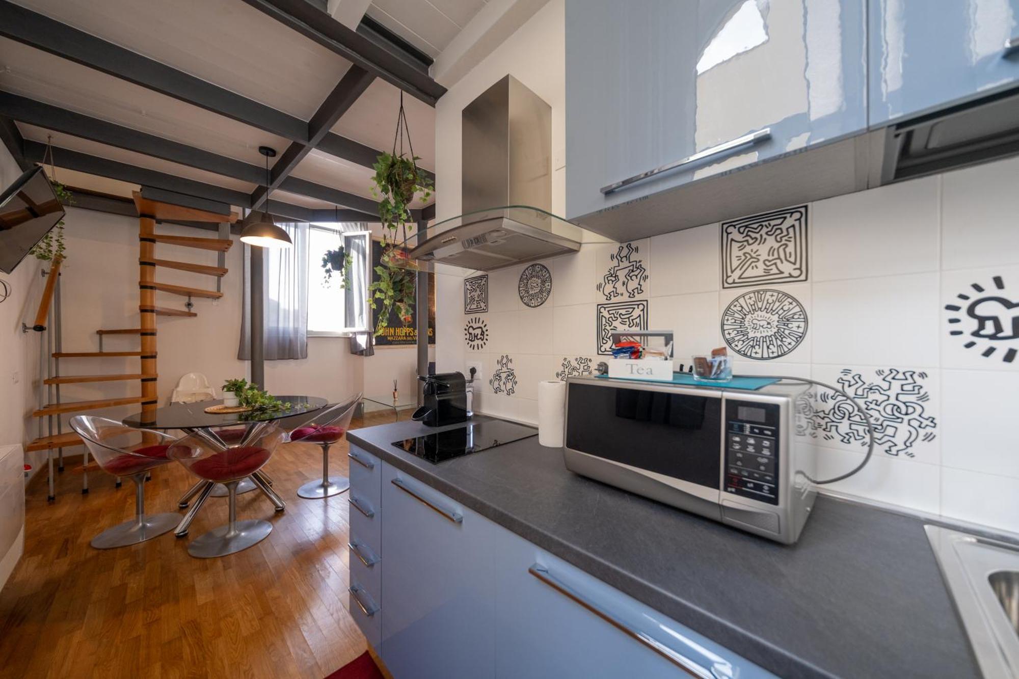 Lungarno Buozzi 7 * Pisa