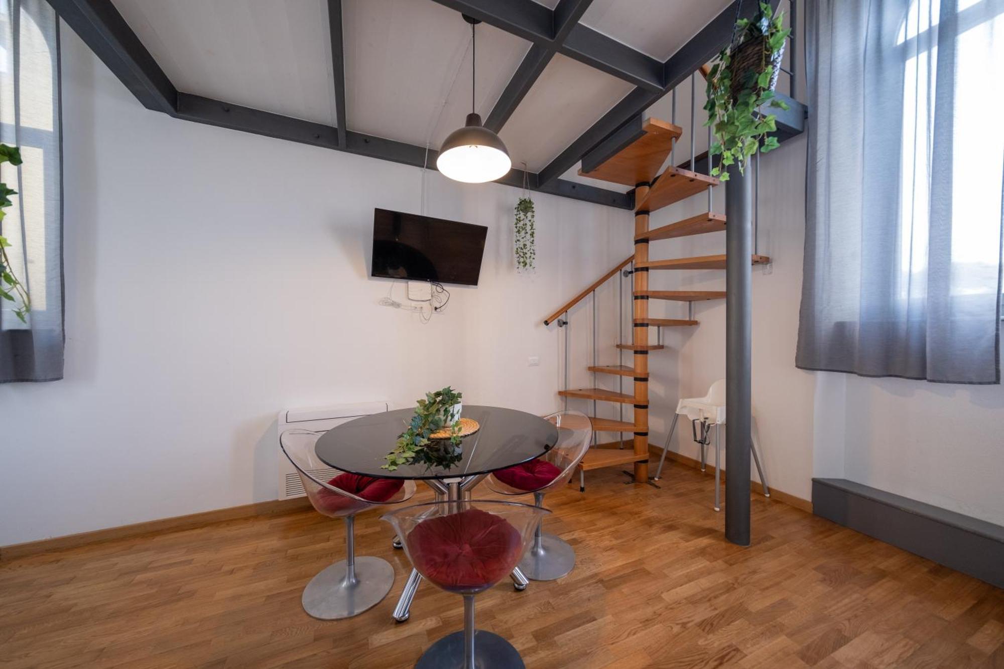 Lungarno Buozzi 7 Apartment