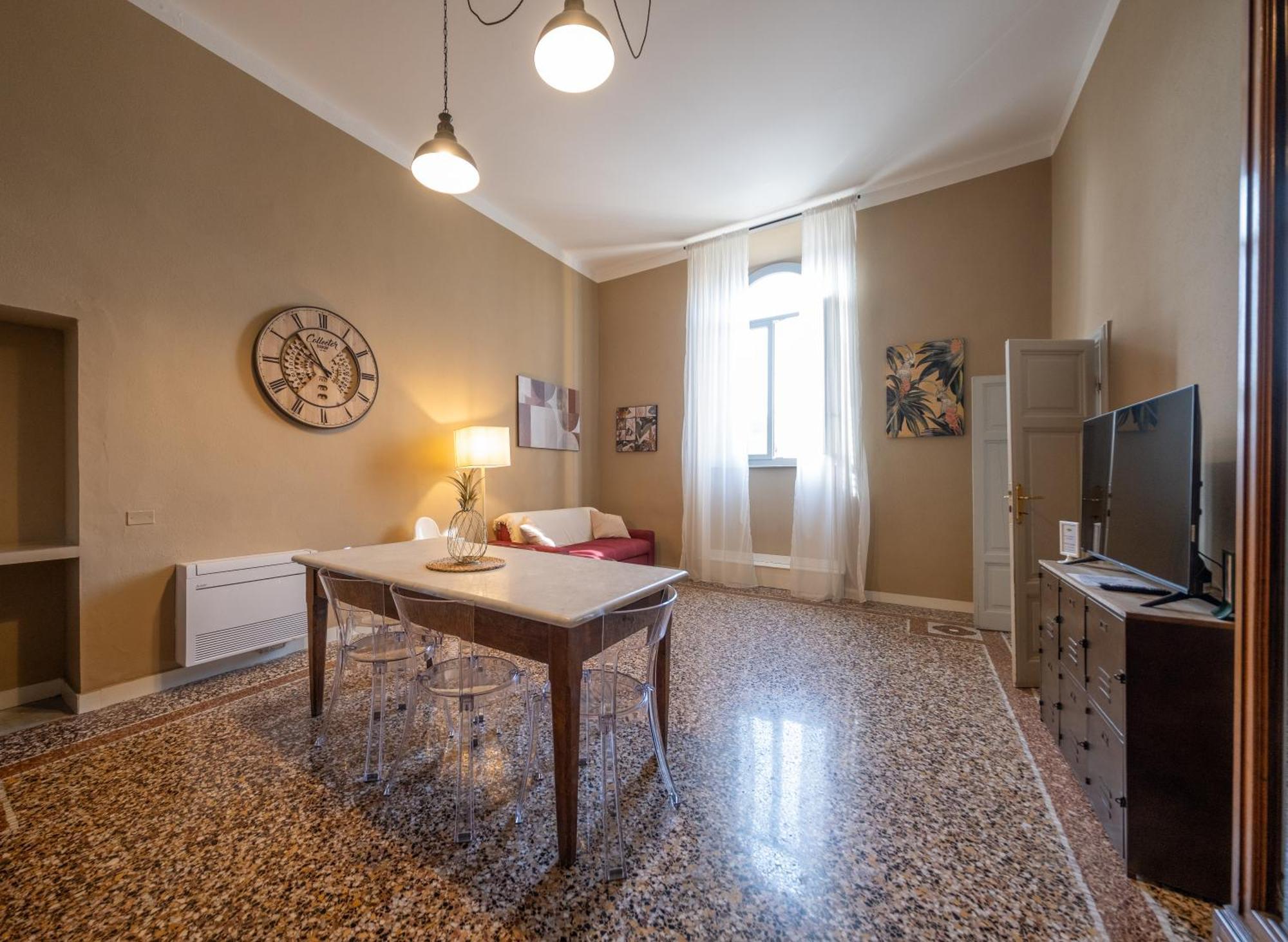 Lungarno Buozzi 7 Apartment Pisa