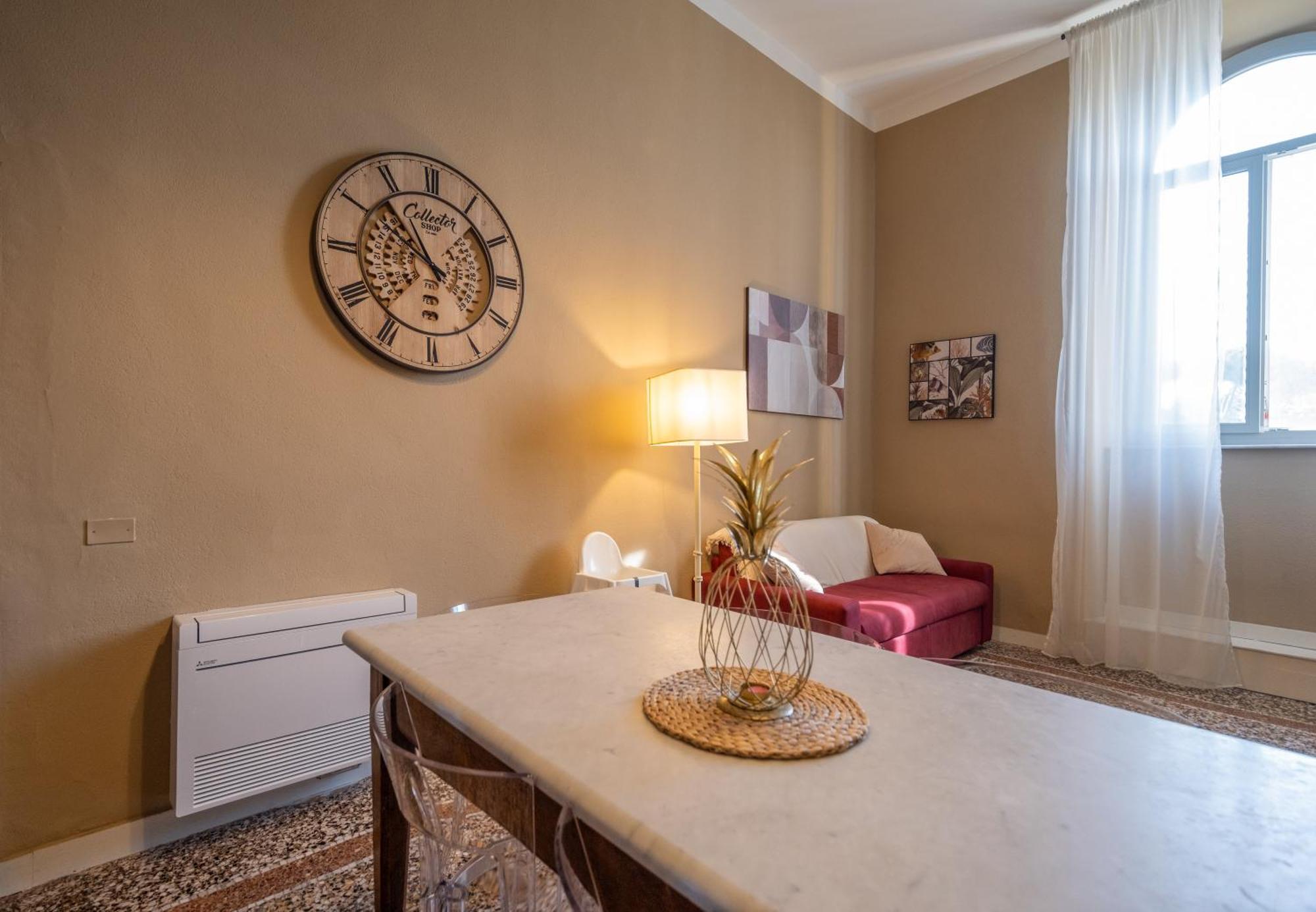 Lungarno Buozzi 7 Apartment *