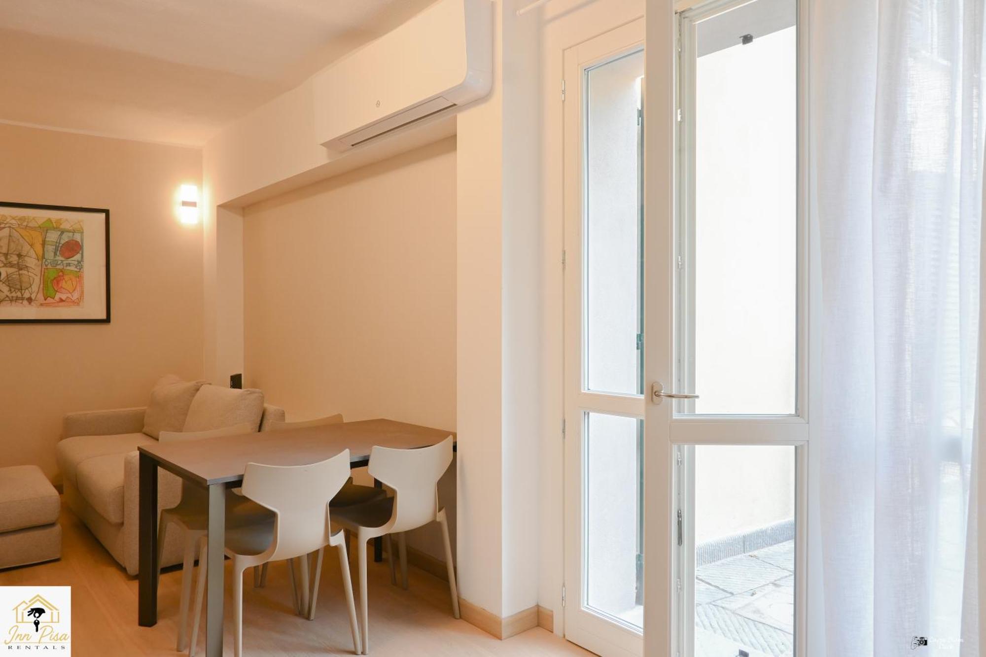 - Tower Flat Căn hộ *