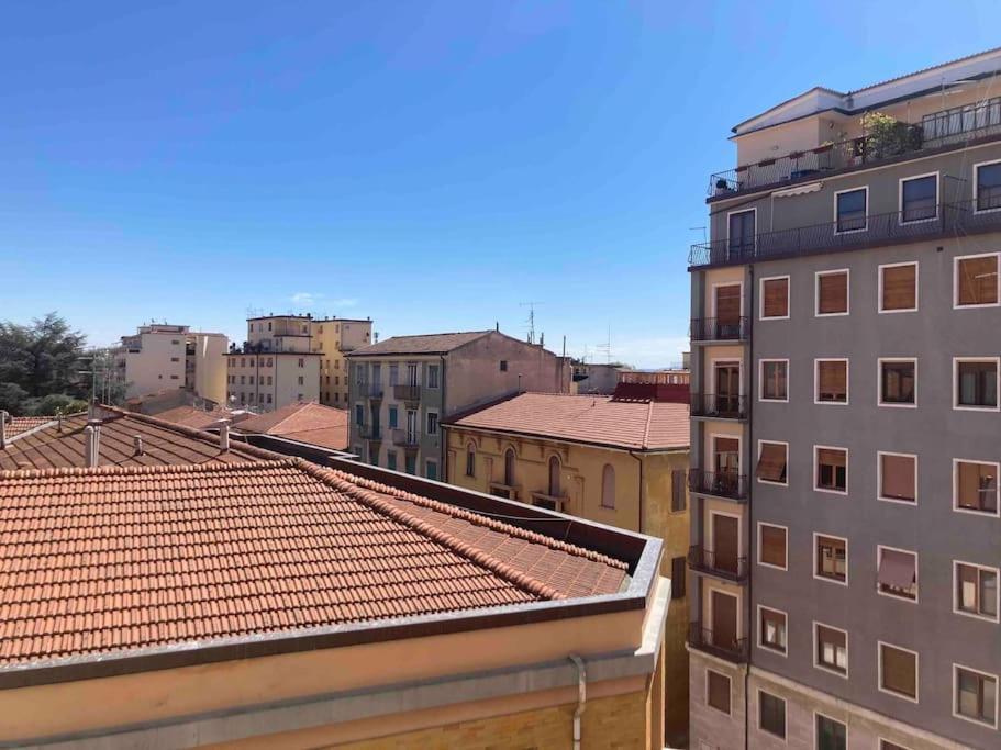 Apartment Center