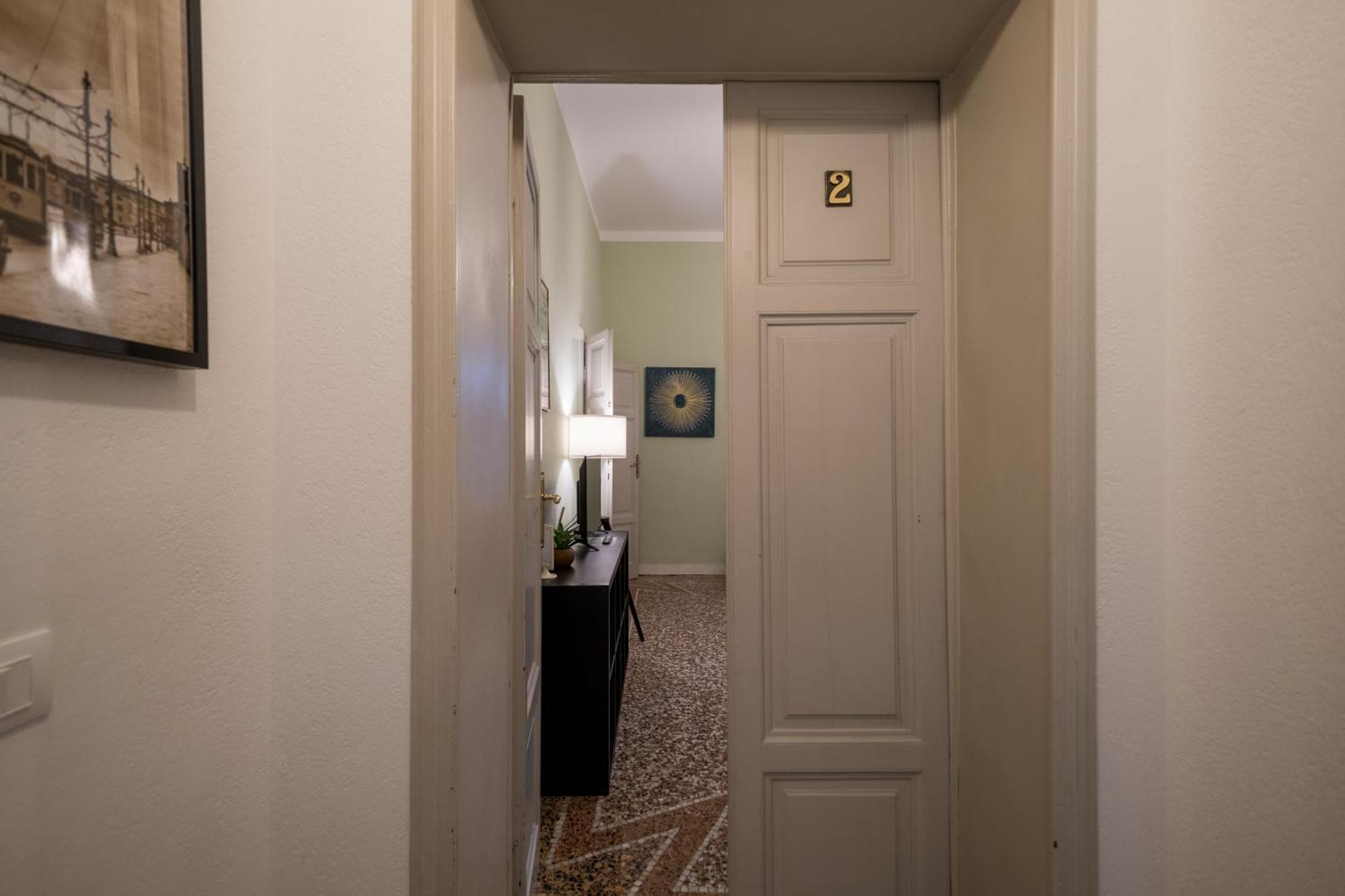 Lungarno Buozzi 7 Apartment *