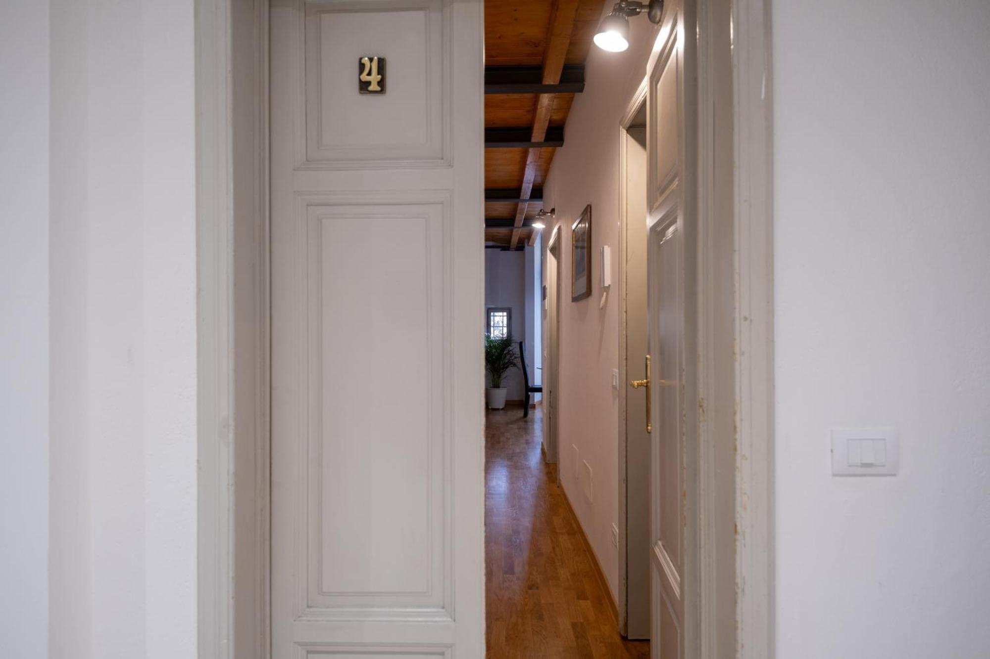 Apartment Lungarno Buozzi 7 Pisa