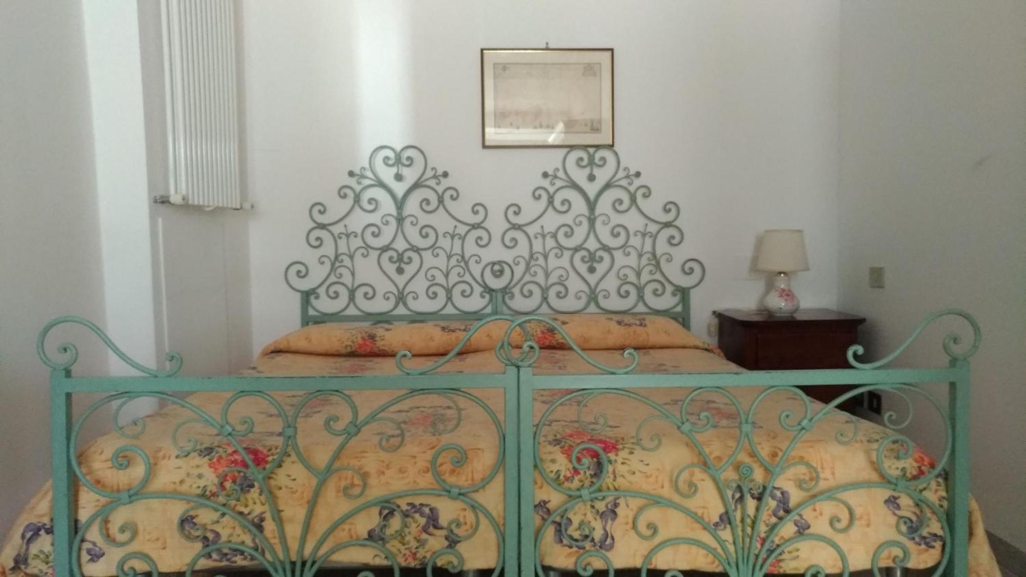 Domus Aparthotel *