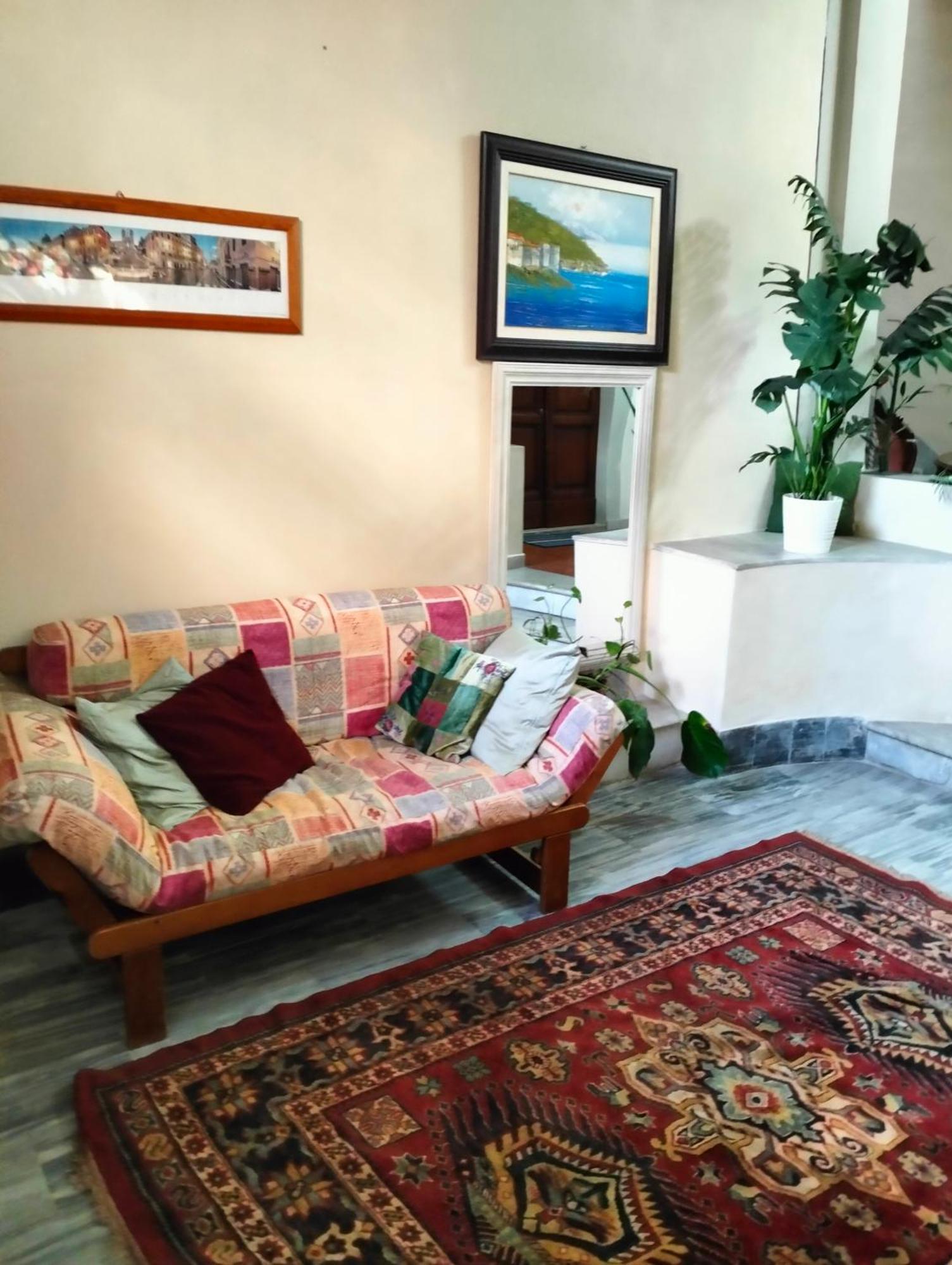 Palace Comfort Nhà nghỉ