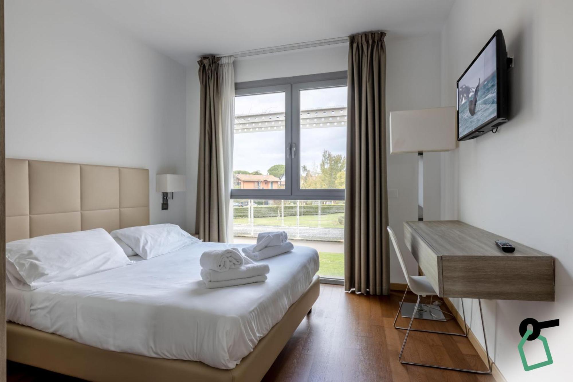 Hotel Hotiday Collection -