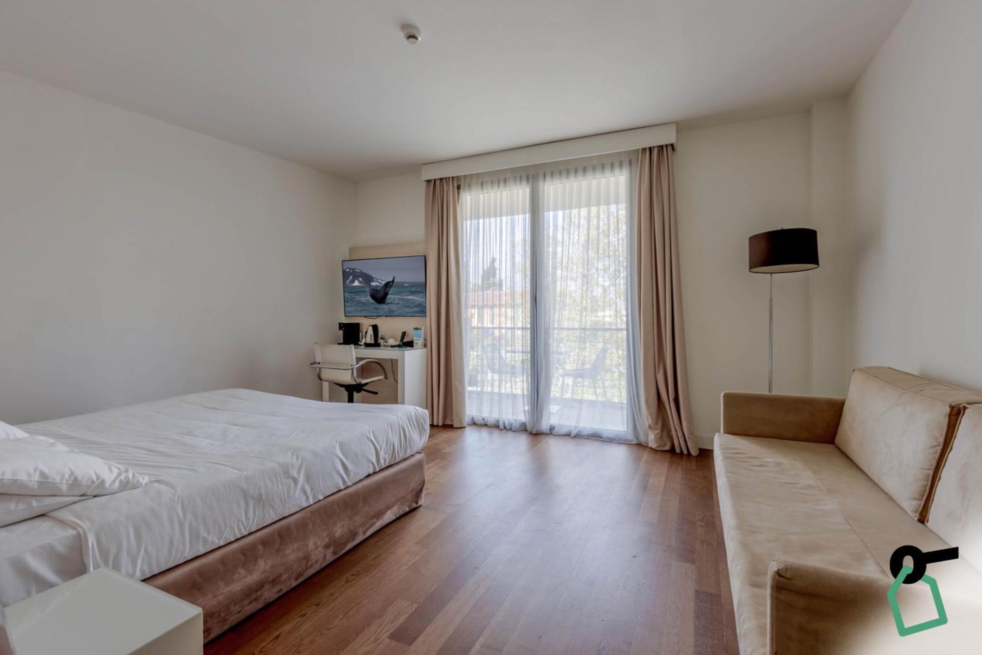 Hotel Hotiday Collection - 5*