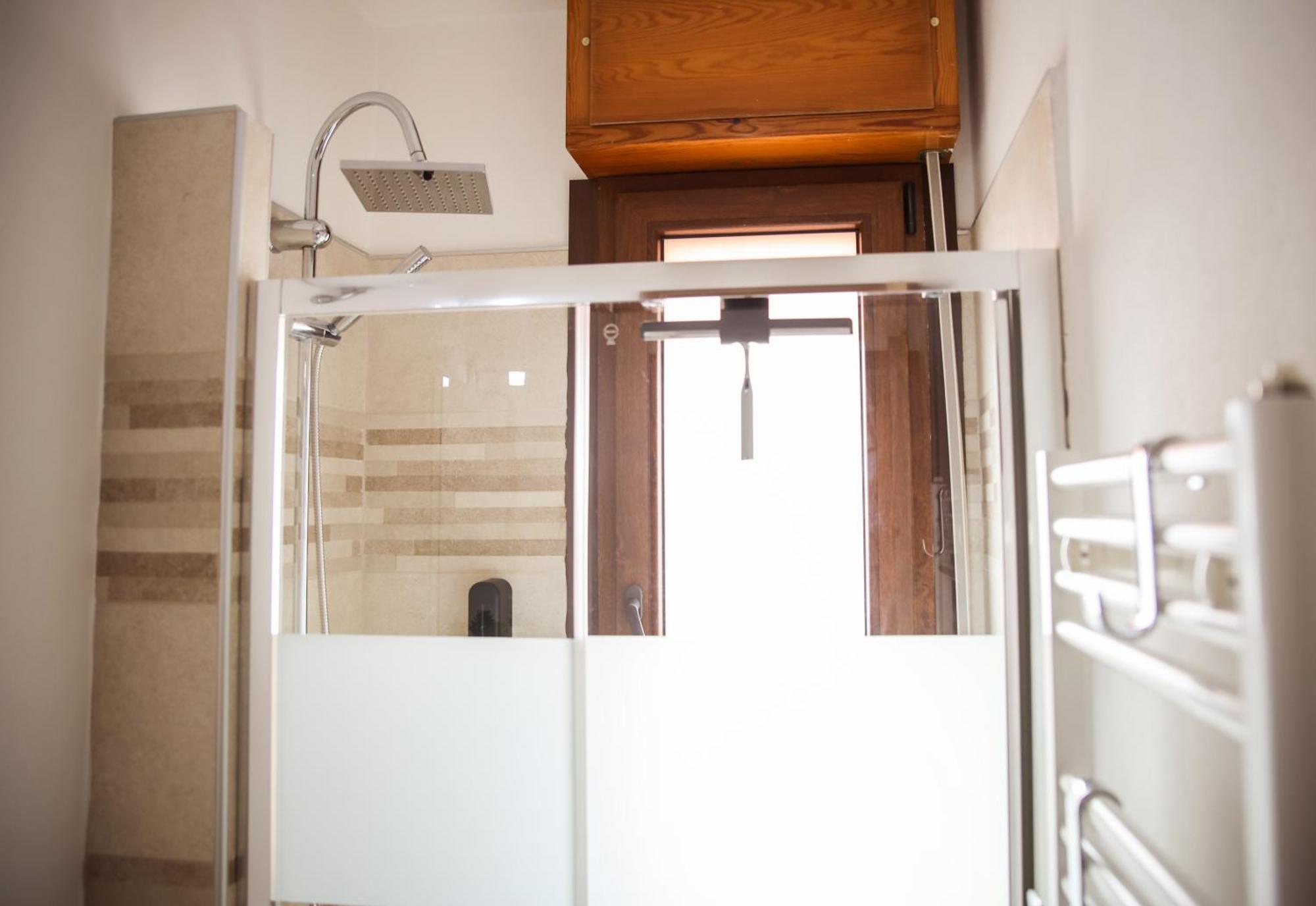 Free Parking & Wi-fi 5 Min To Hospital Cisanello Apartment