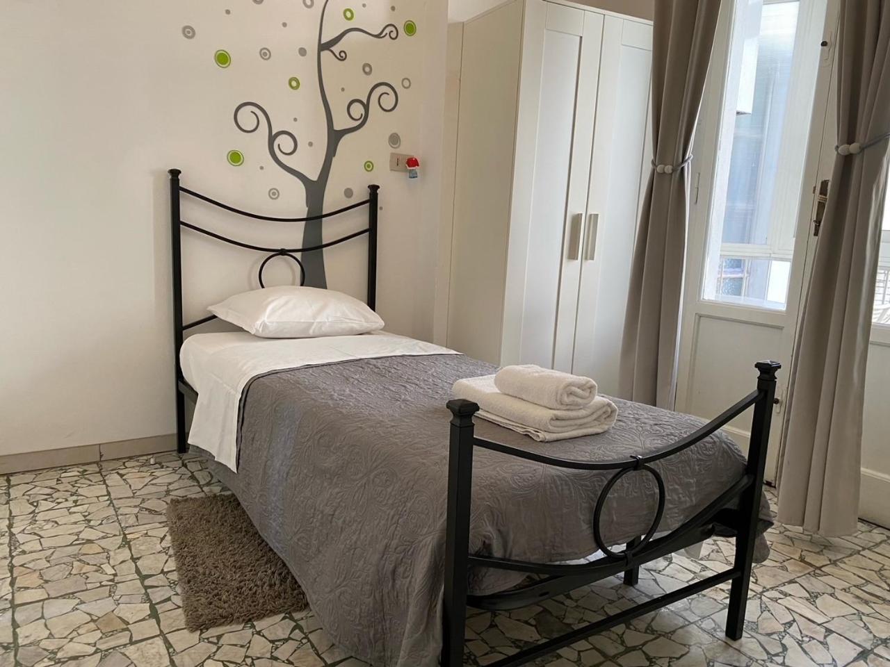 Guest house Night & Day