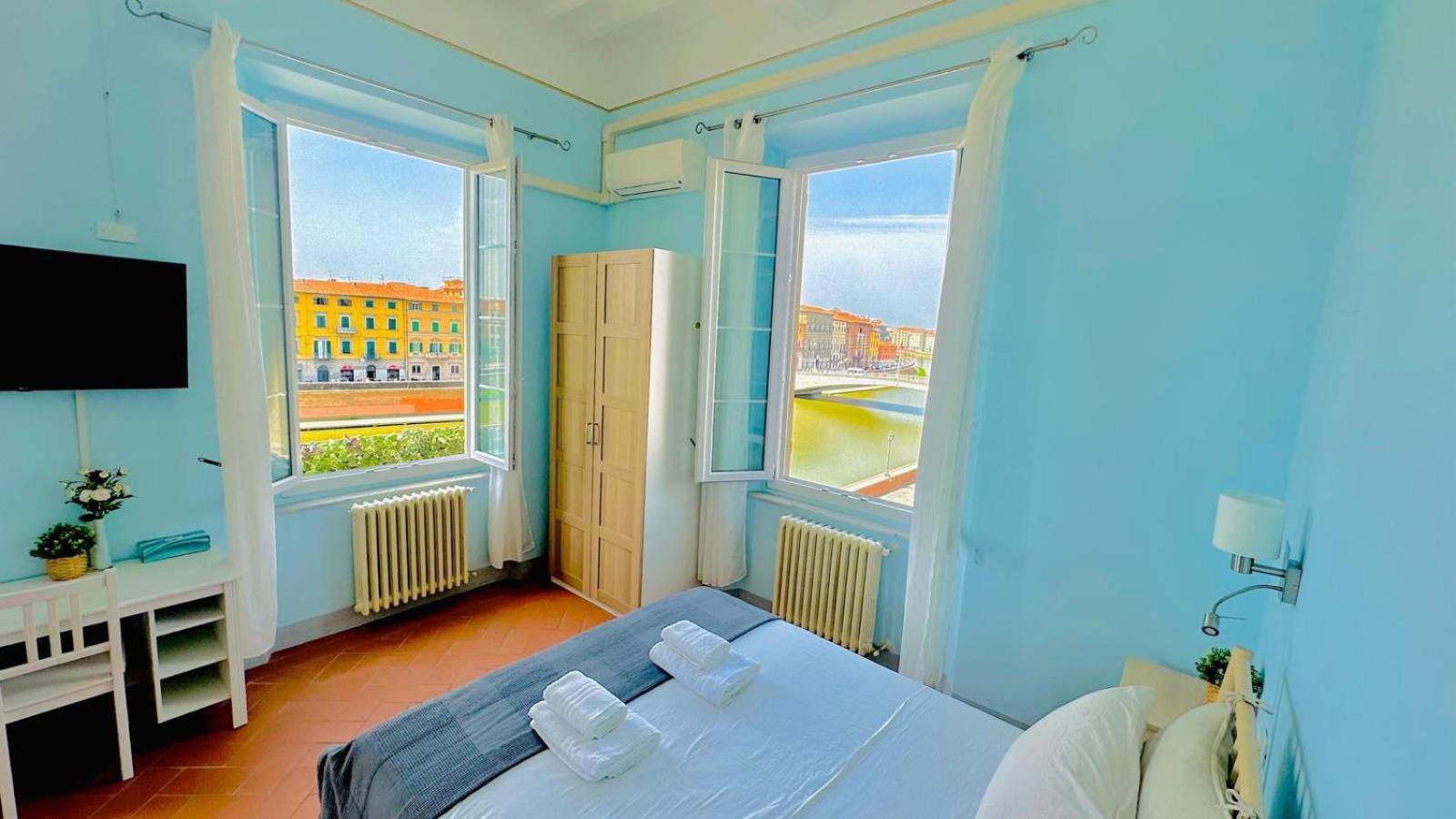- Residenza D'epoca Piazza Cairoli Bed & Breakfast *