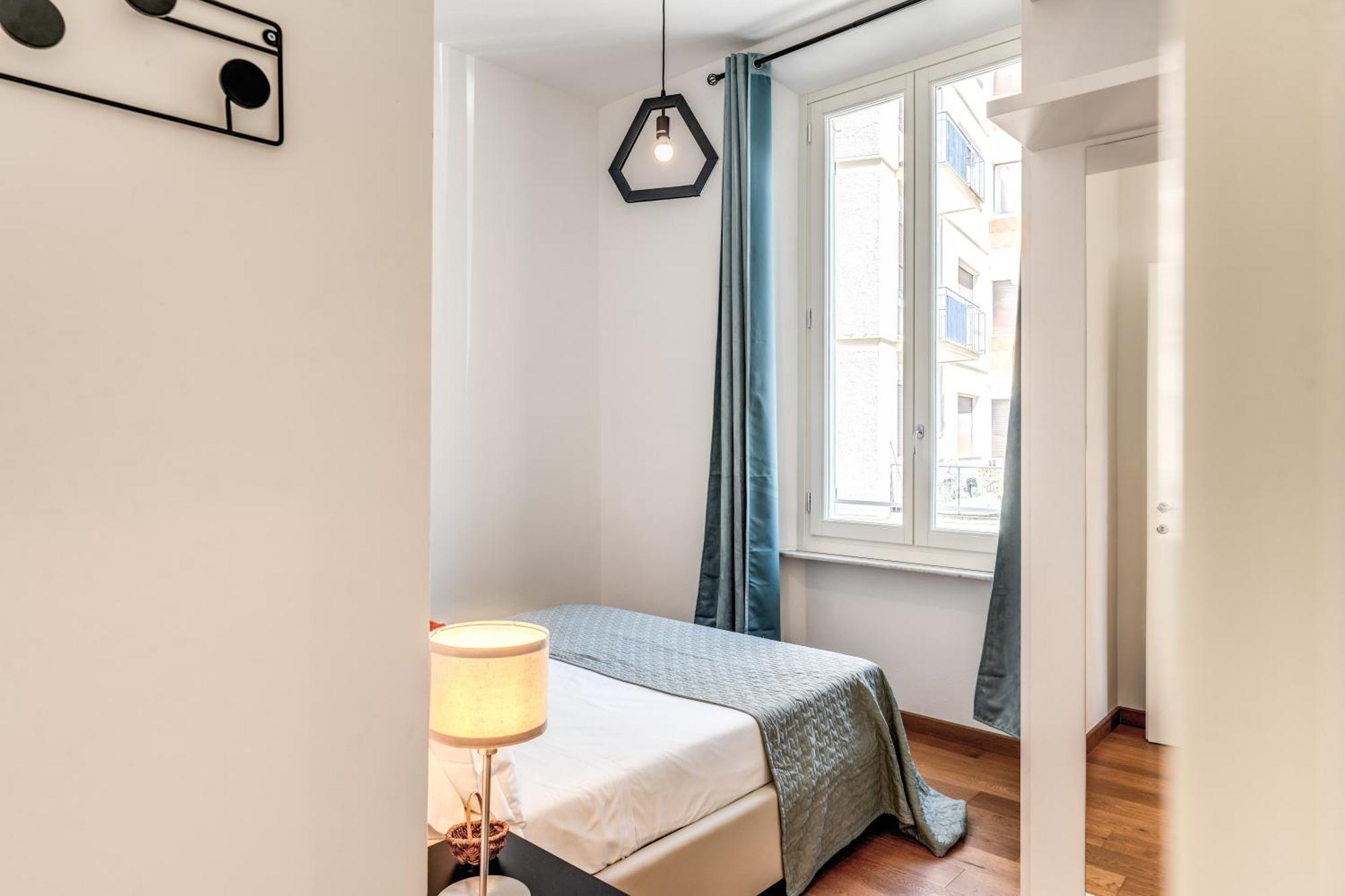 Aweshomeitaly Luxury Apartment