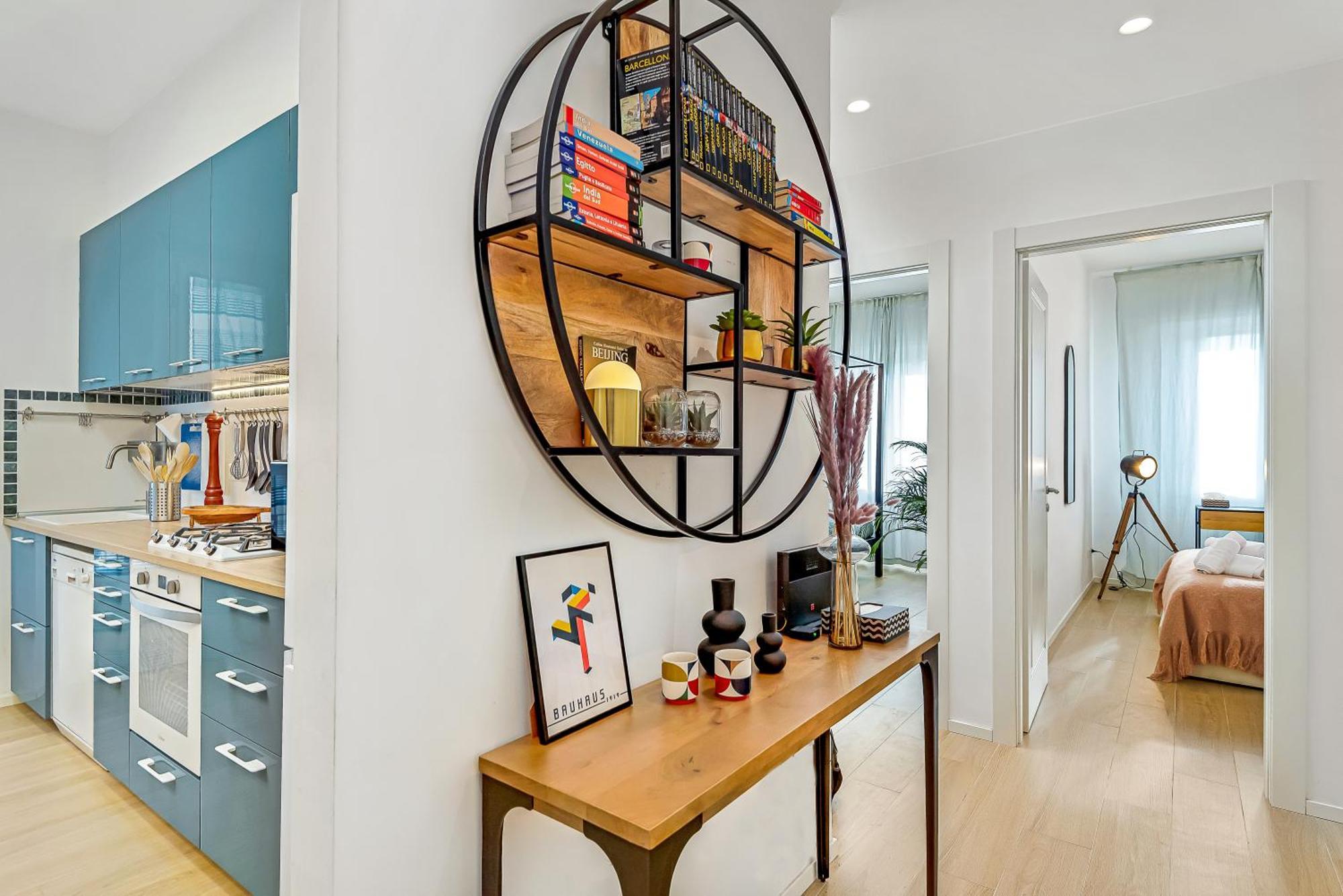 Appartement Bauhaus - Sleepwithme - Free Parking - Free Braeakfast - Very Friendly Staff *