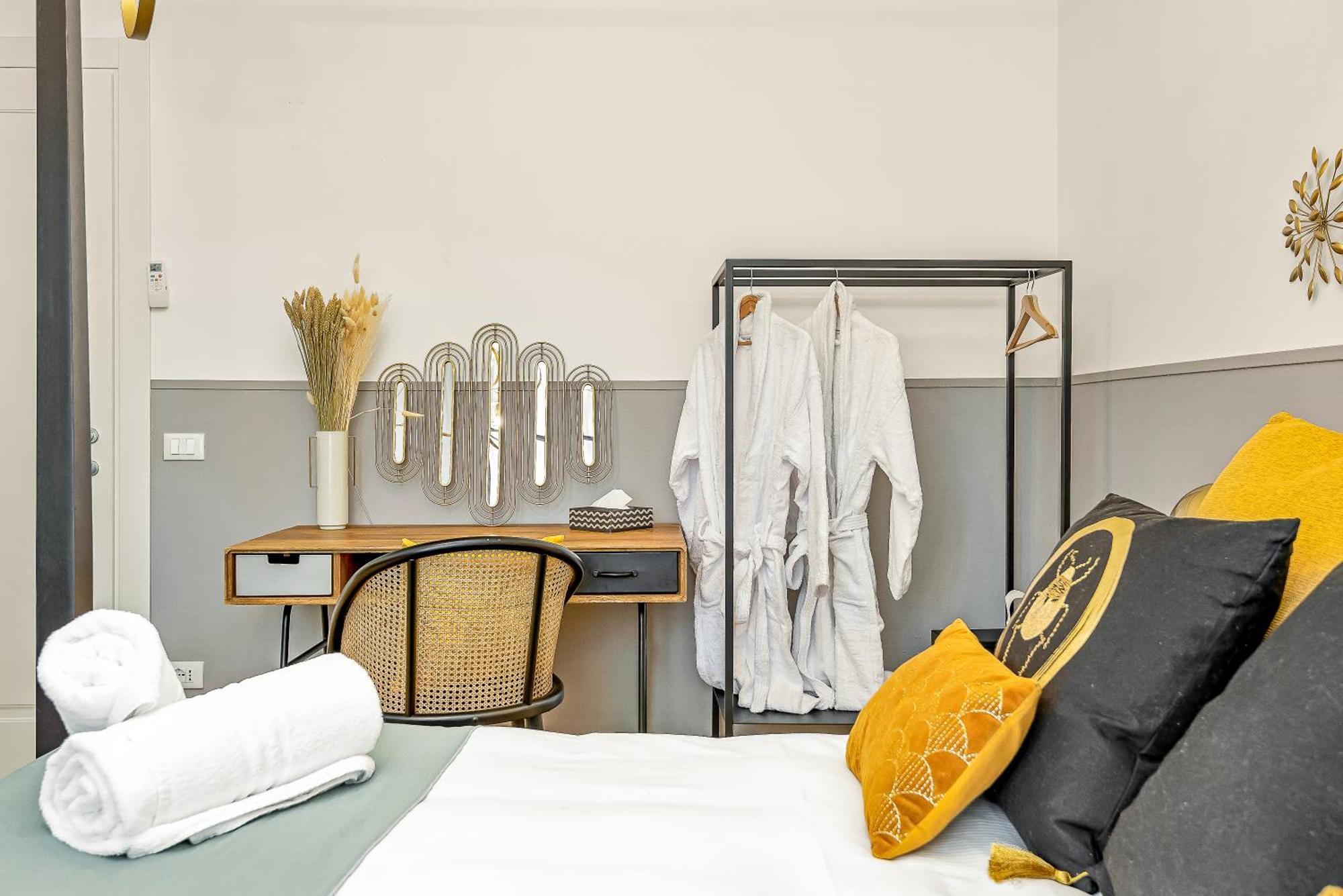 Bauhaus - Sleepwithme - Free Parking - Free Braeakfast - Very Friendly Staff Appartement