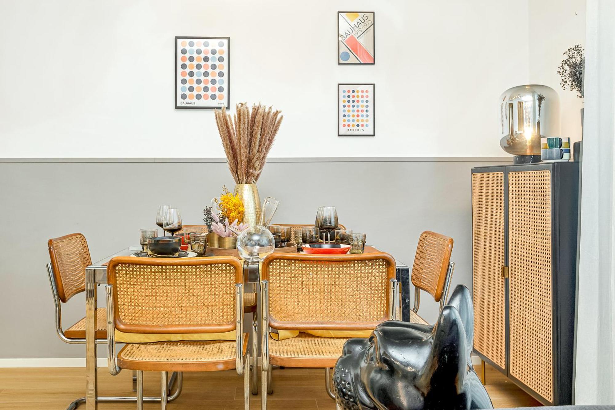 Bauhaus - Sleepwithme - Free Parking - Free Braeakfast - Very Friendly Staff Appartement *