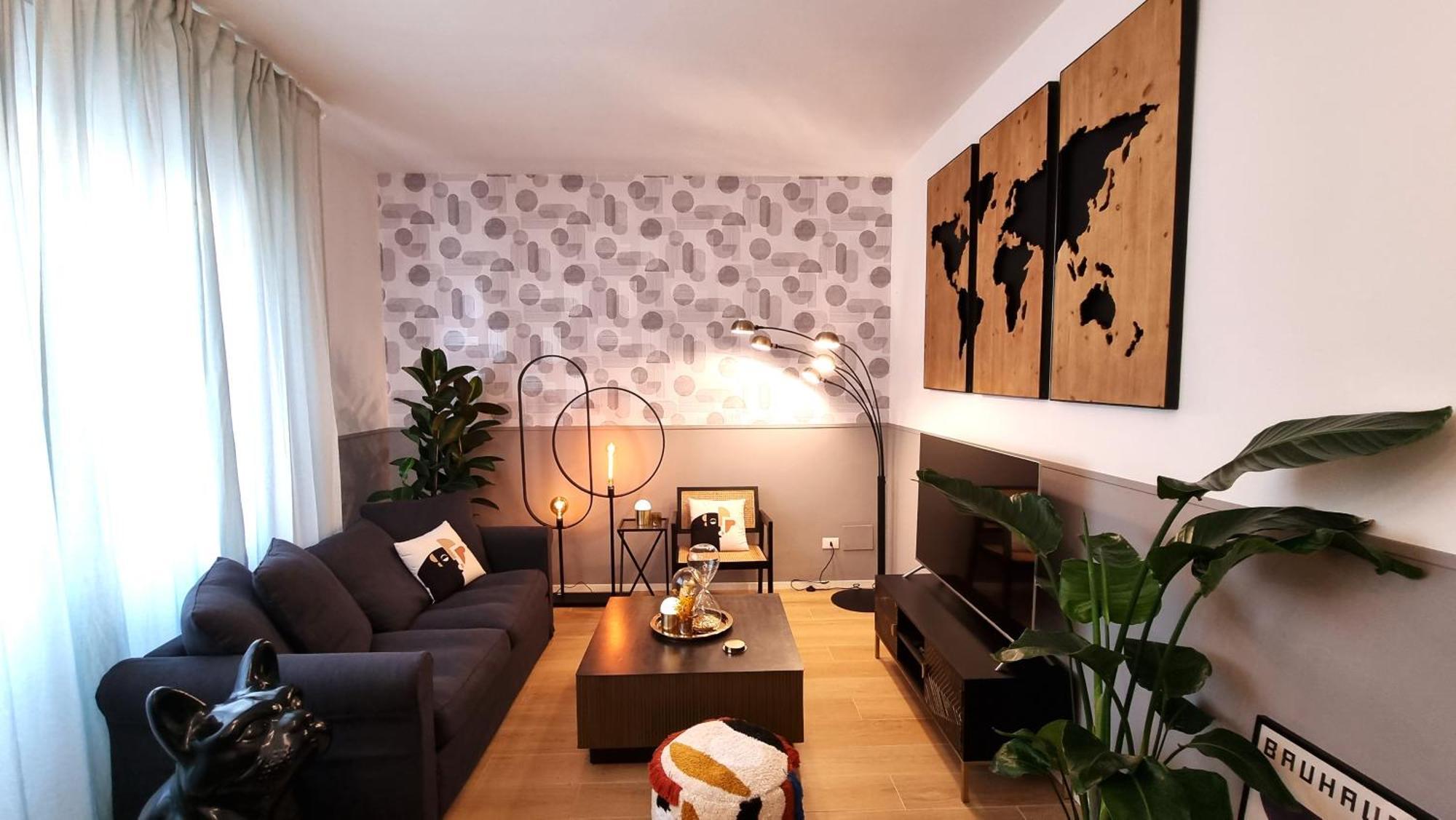 Bauhaus - Sleepwithme - Free Parking - Free Braeakfast - Very Friendly Staff Appartement *