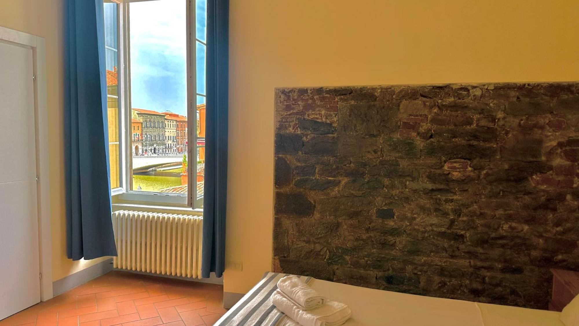 - Residenza D'epoca Piazza Cairoli * Pisa