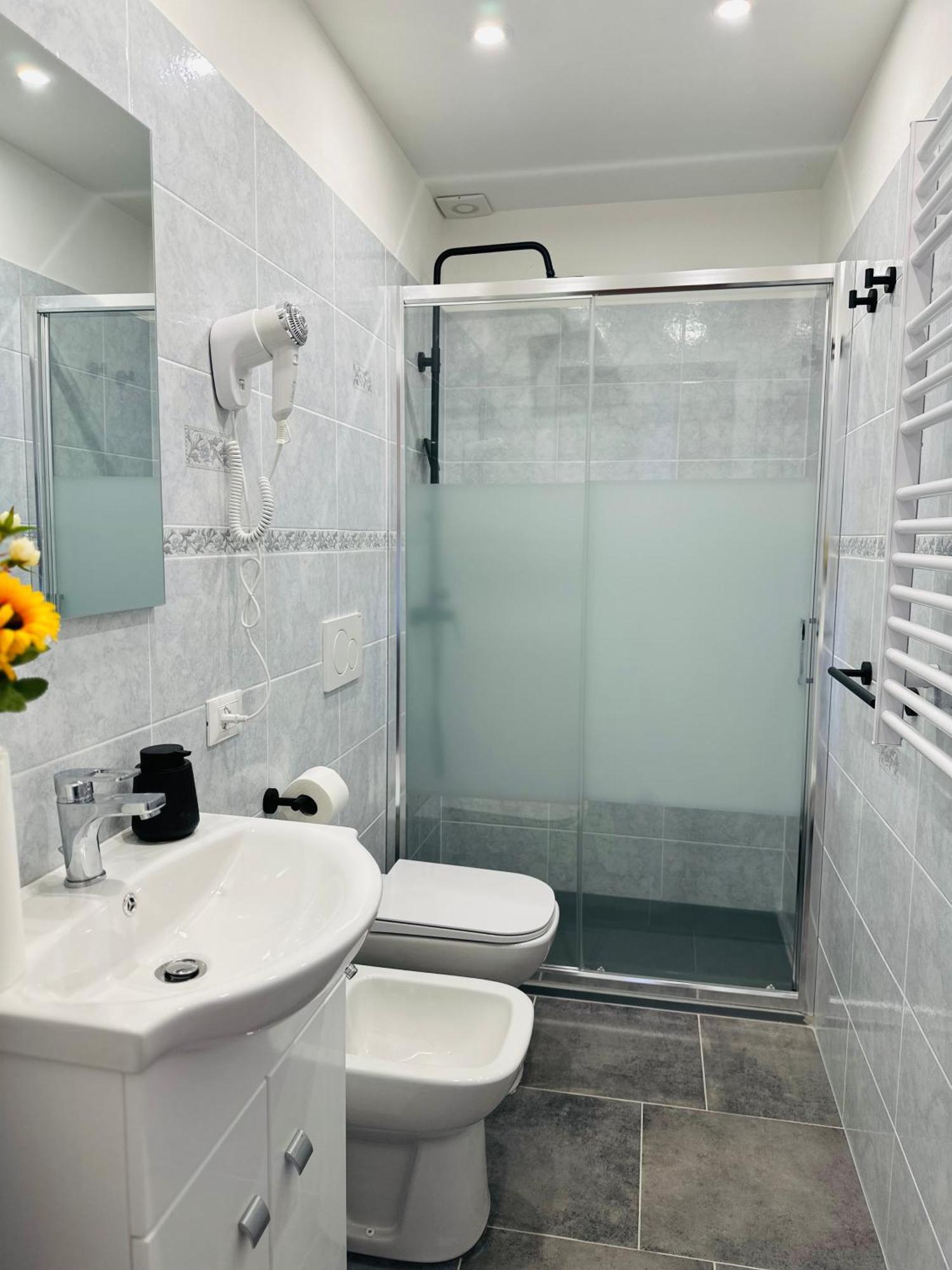 Bed & Breakfast - Residenza D'epoca Piazza Cairoli