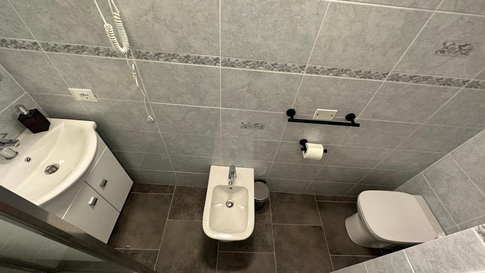 - Residenza D'epoca Piazza Cairoli Bed & Breakfast Pisa