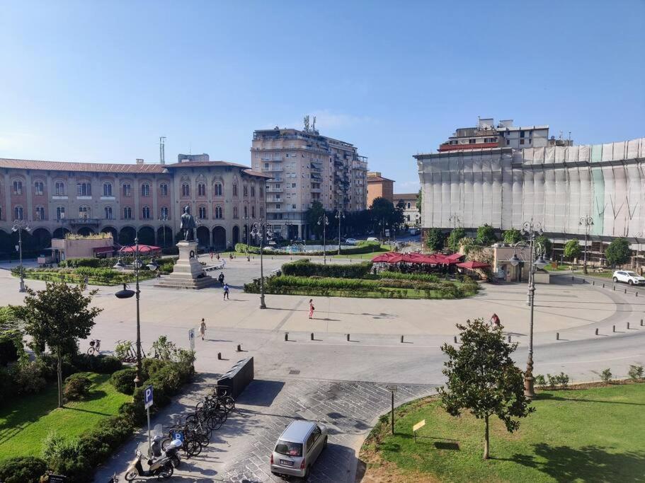Rainbow Pisa