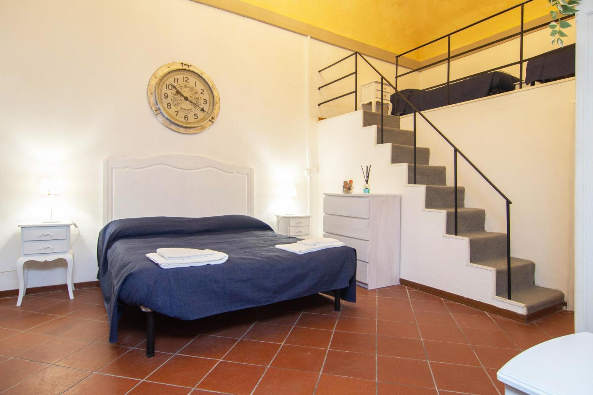 Nel Cuore Di Pisamonolocale In Palazzo Storico. *