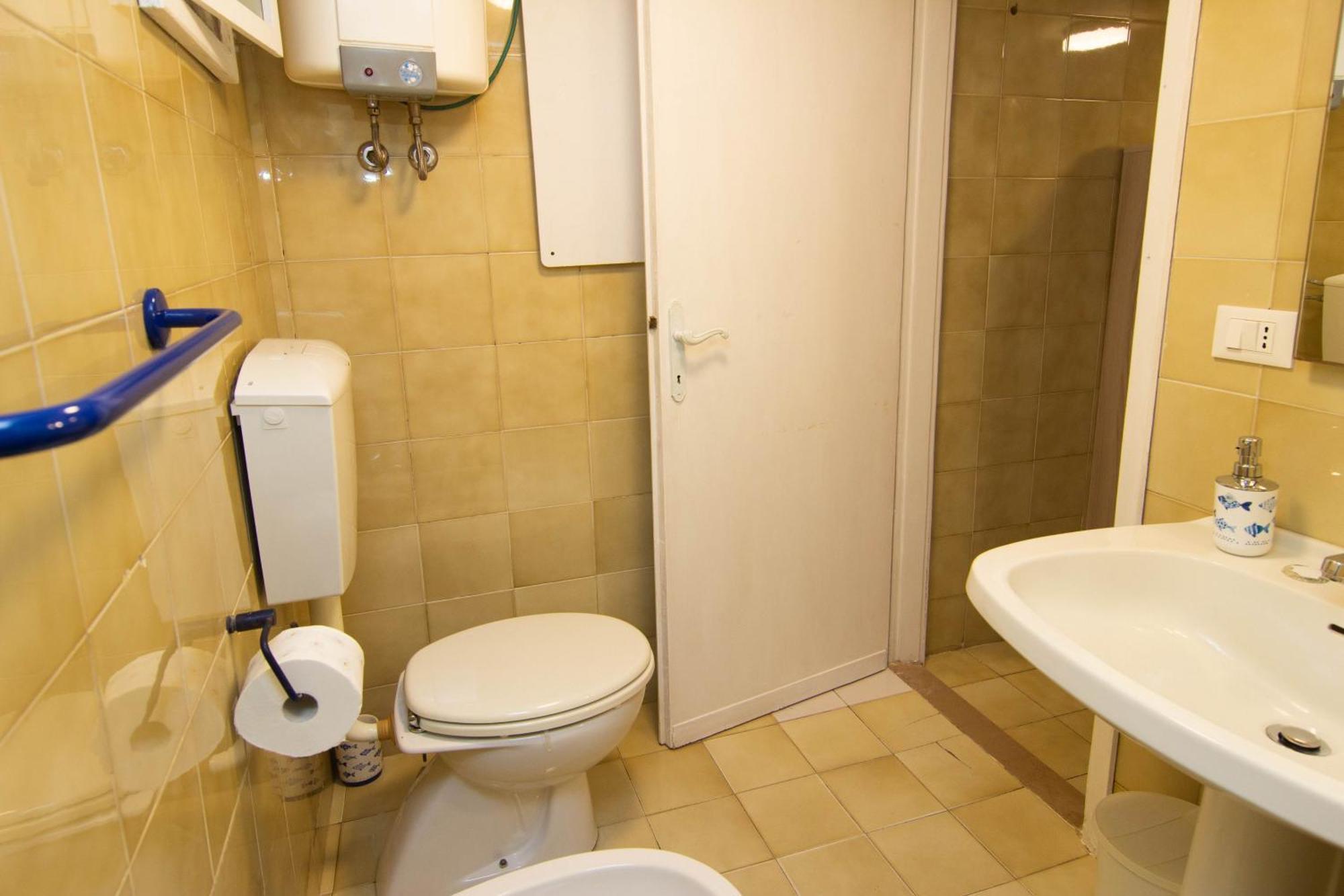 Nel Cuore Di Pisamonolocale In Palazzo Storico. Apartamento *
