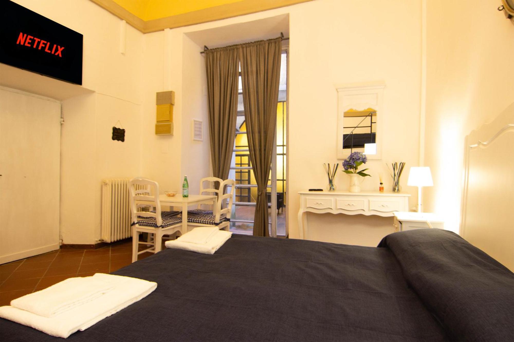 Nel Cuore Di Pisamonolocale In Palazzo Storico. Apartment *