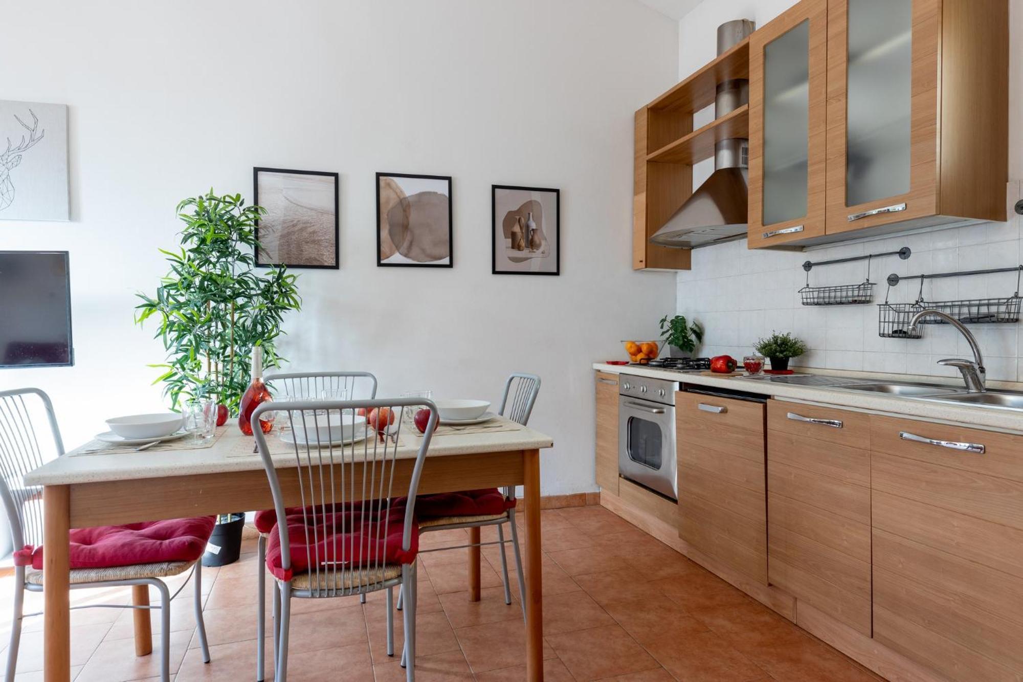 Four Shades Of Apartment Pisa
