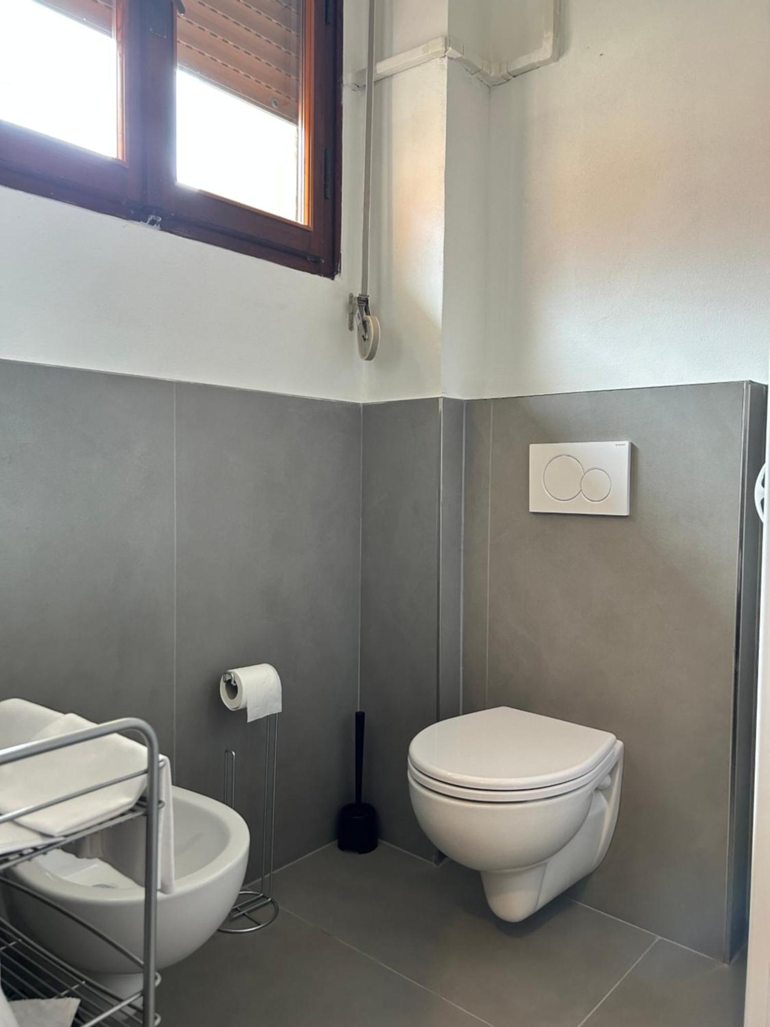 Hotel Cecile 2*