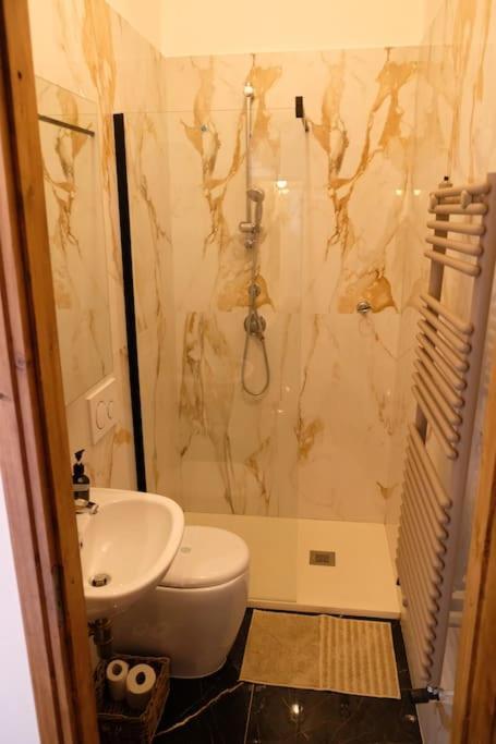 Romantic Apartment Pisa