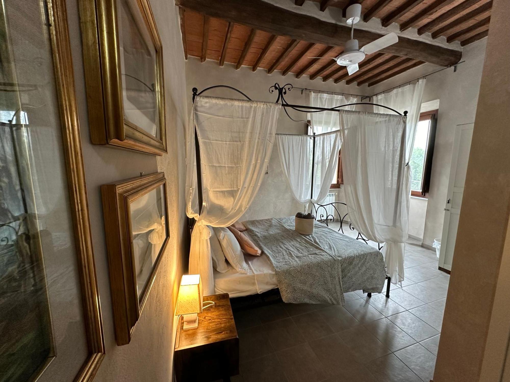 Country house Il Casale Toscano: Tower Proximity With Self Check-in