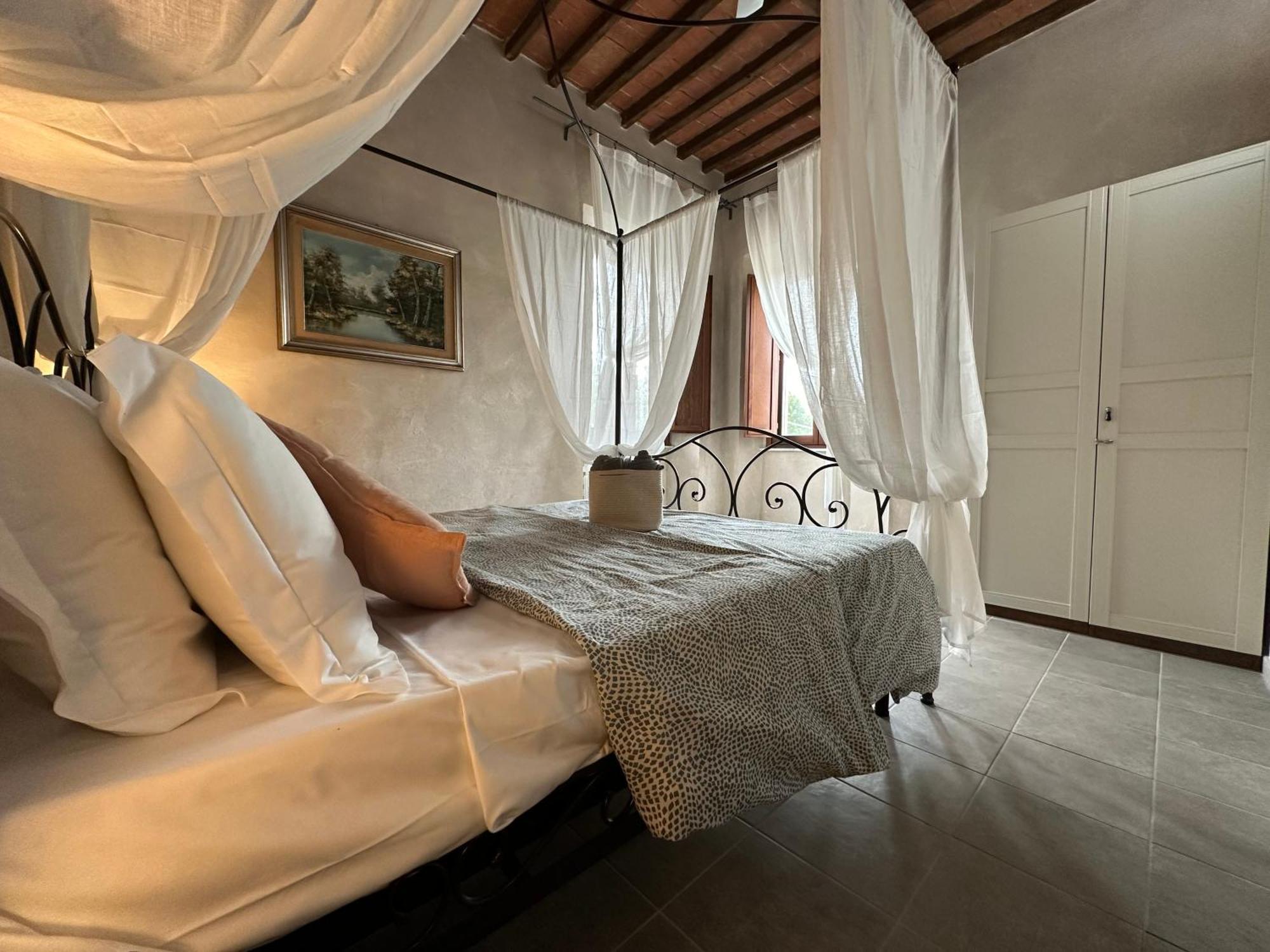 Il Casale Toscano: Tower Proximity With Self Check-in