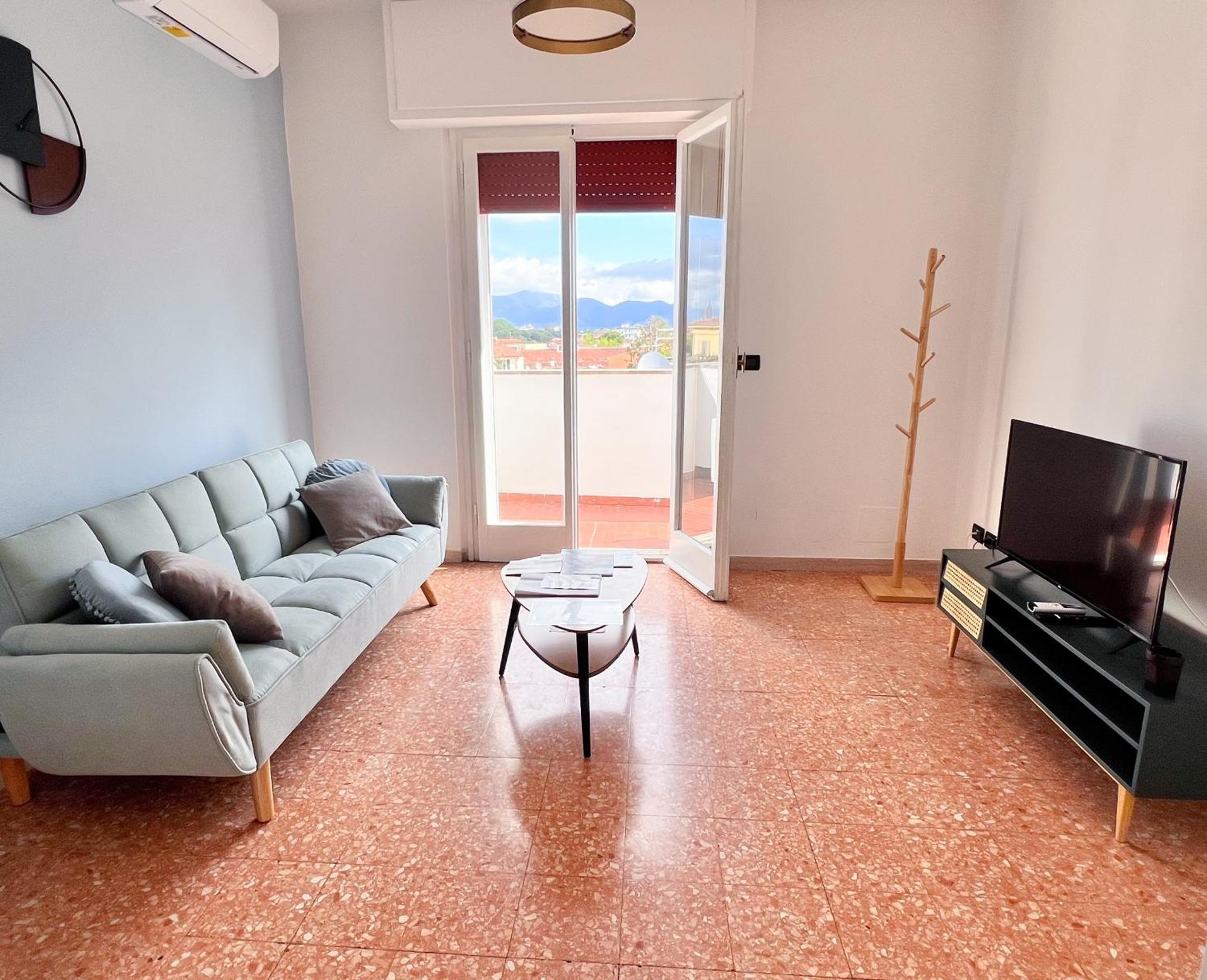 Attico Terrazza Vista Panoramica Lungarni Pisani