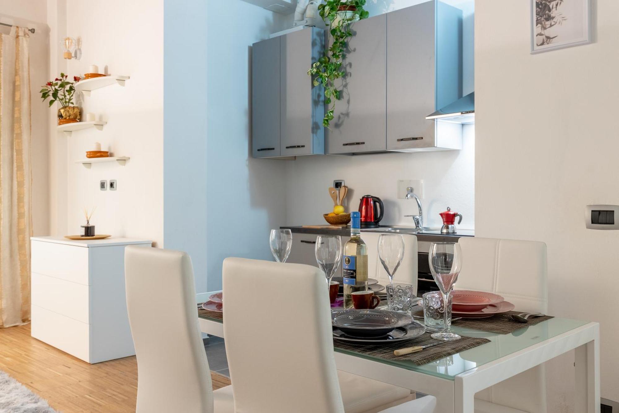 Lovely Near Palazzo Blu Apartamento
