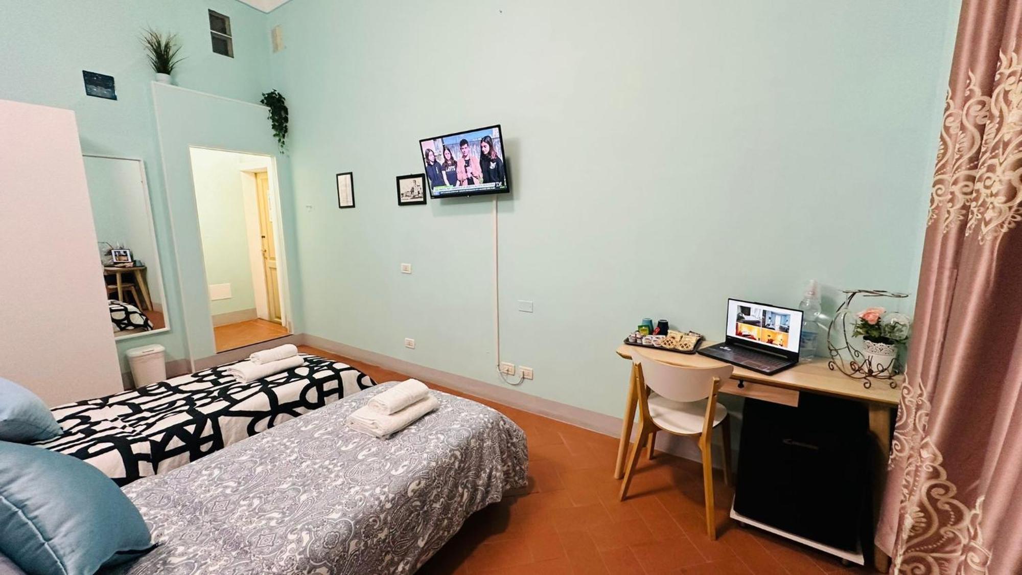 - Residenza D'epoca Piazza Cairoli *