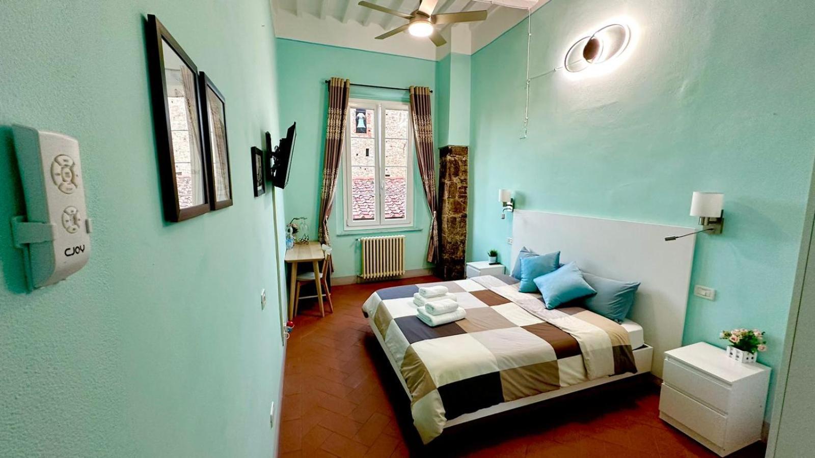 - Residenza D'epoca Piazza Cairoli Bed & Breakfast Pisa