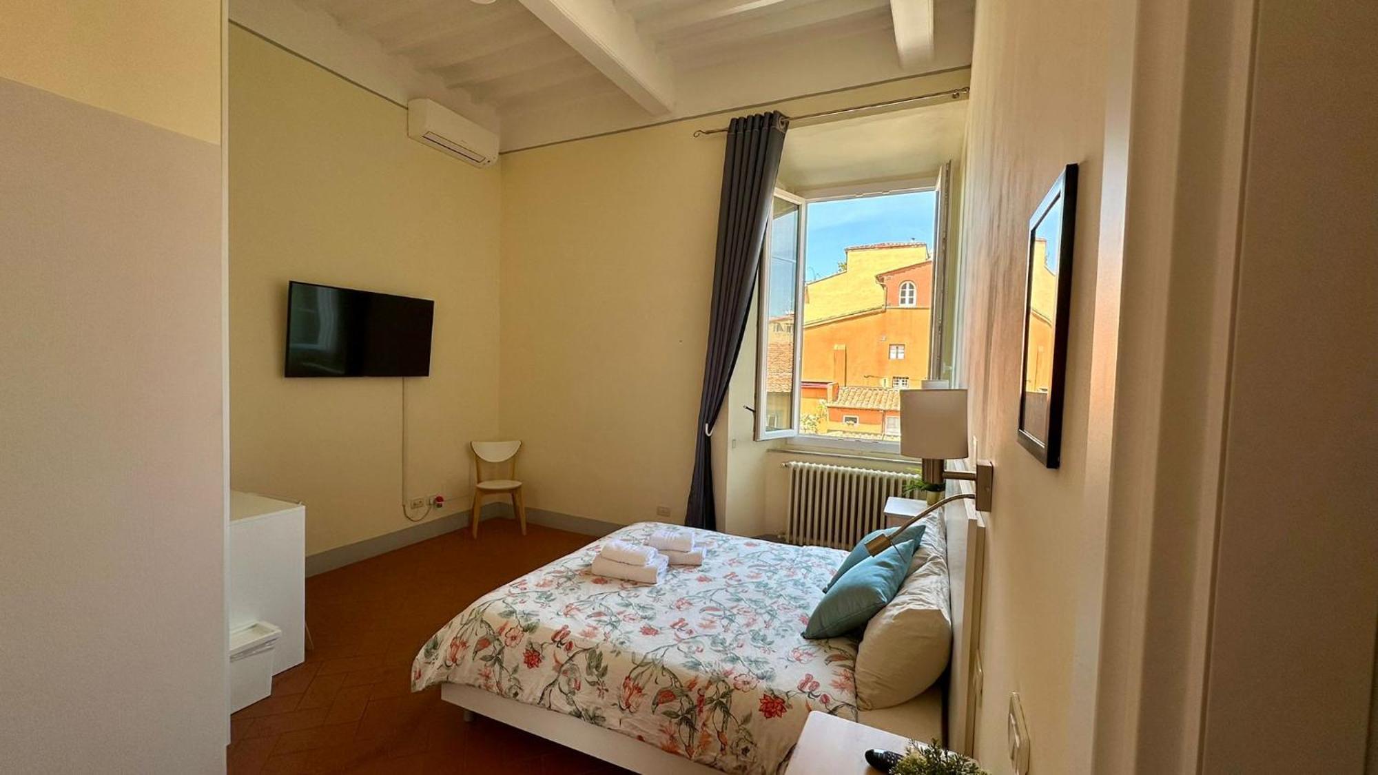 - Residenza D'epoca Piazza Cairoli Pisa