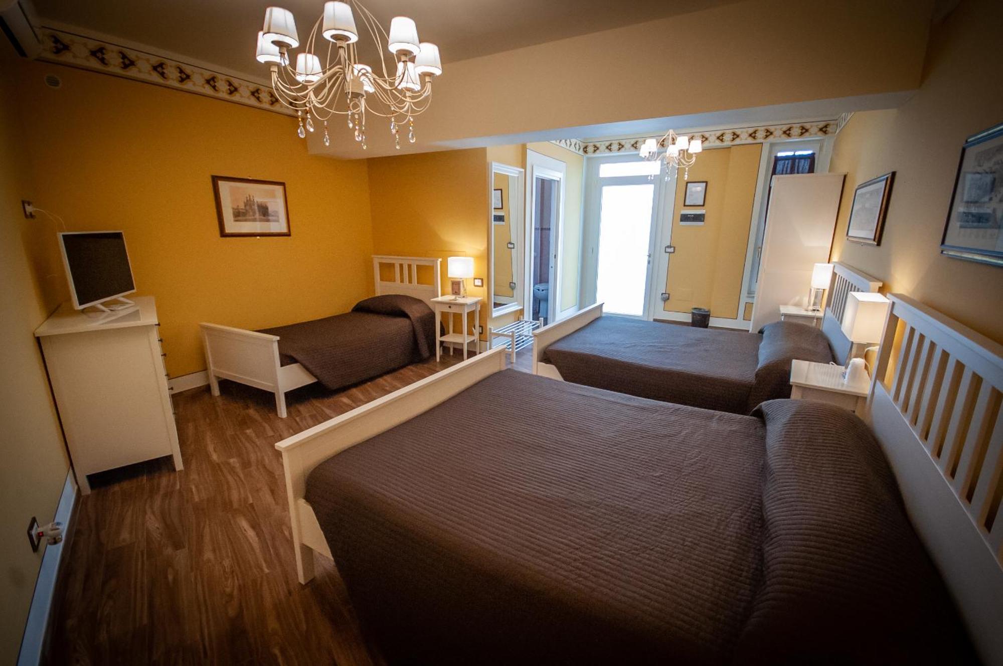 Tower Hotel 3*