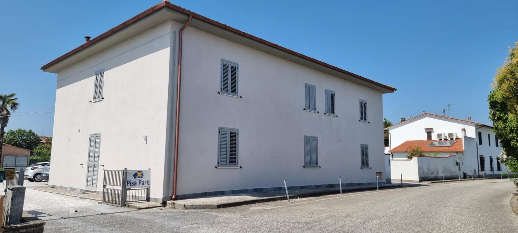 Town 2 * Pisa