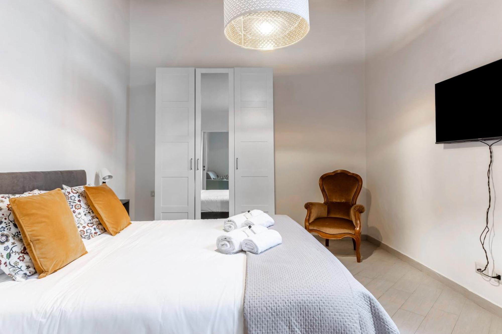 Hostly-garden House San Lorenzo-few Steps To Tower Apartment Pisa