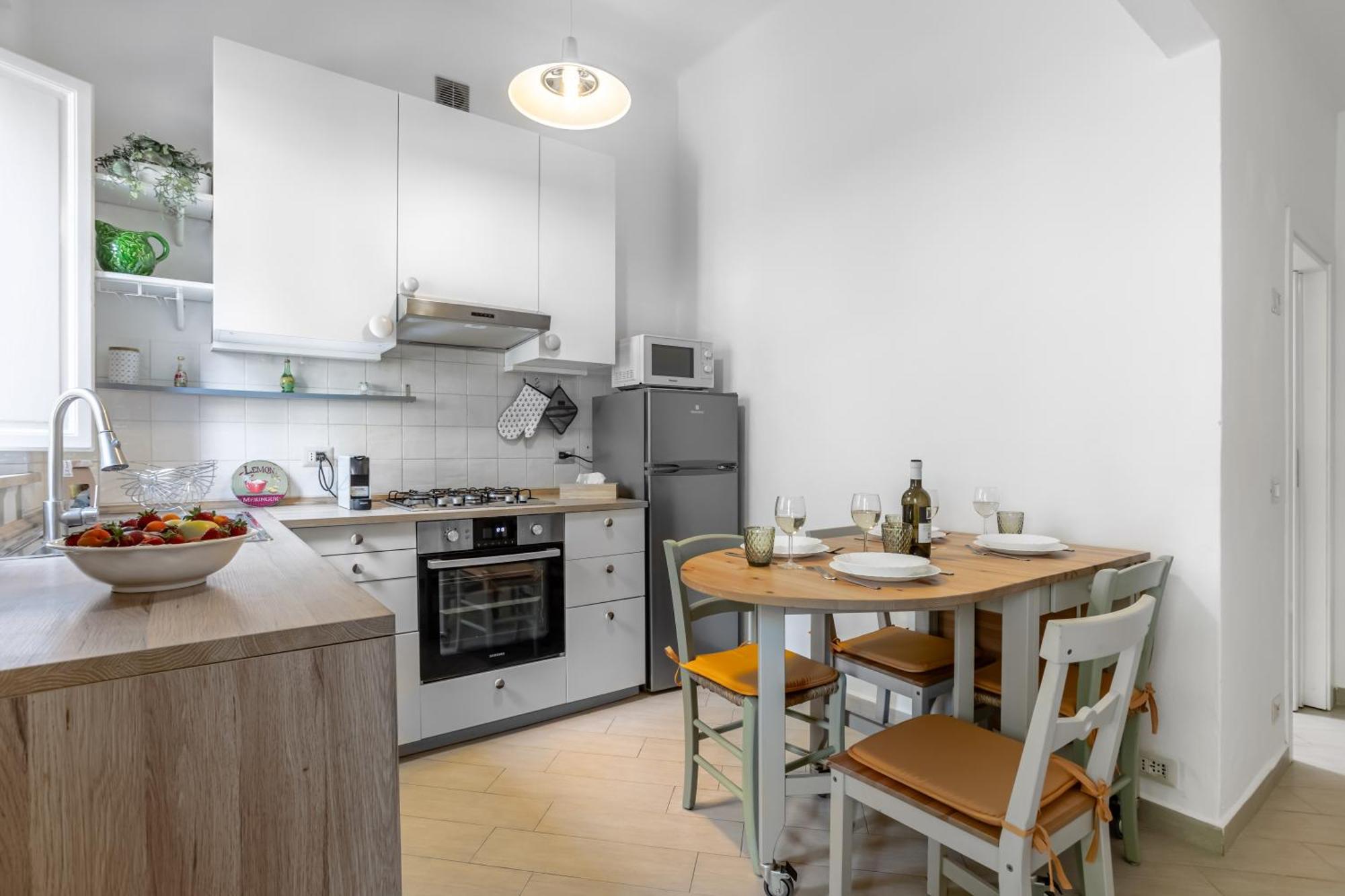 Hostly-garden House San Lorenzo-few Steps To Tower Apartment *