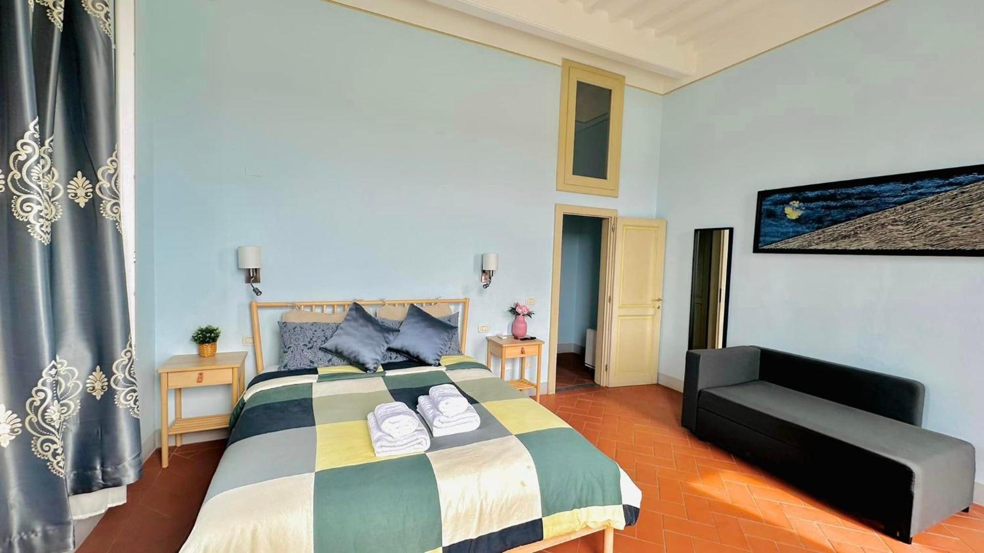 - Residenza D'epoca Piazza Cairoli *