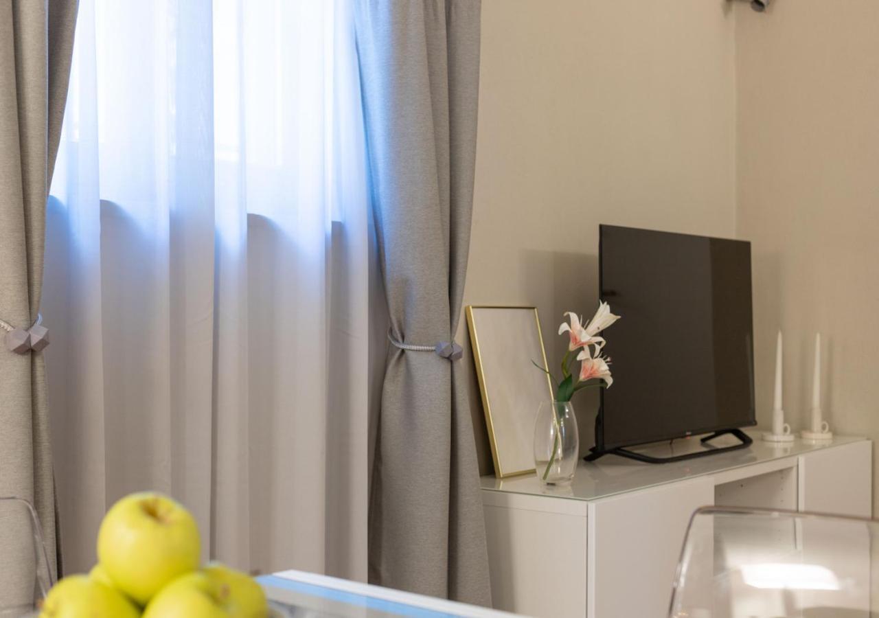 Near River, Relax And Design Behind The Tower Appartamento Pisa