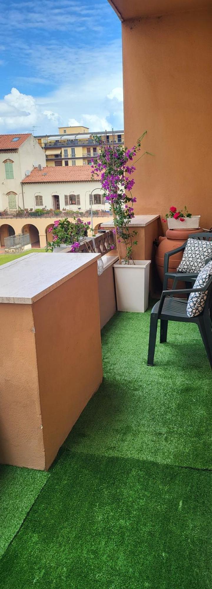 Secondopiano Apartment Pisa
