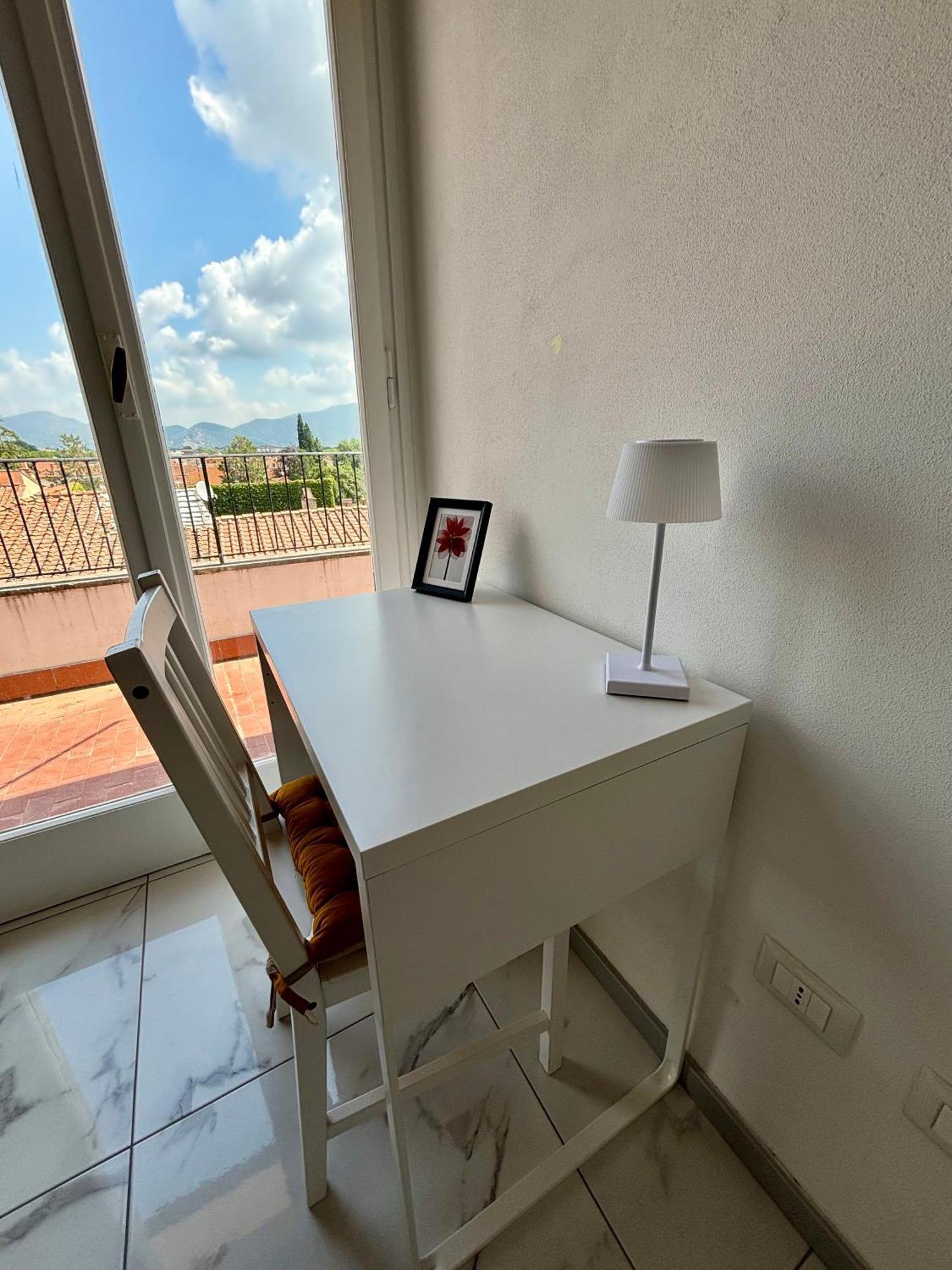 Attico Terrazza Vista Panoramica Lungarni Pisani Appartamento