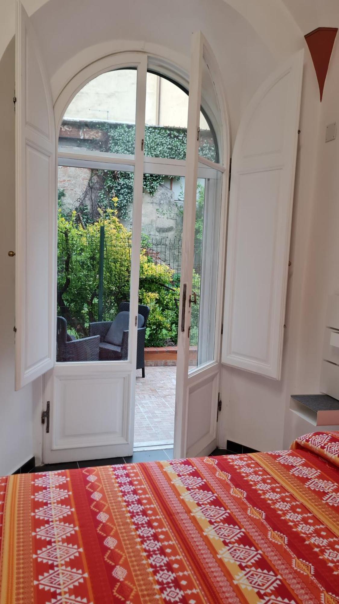 Guest house Victoria Secret Garden *