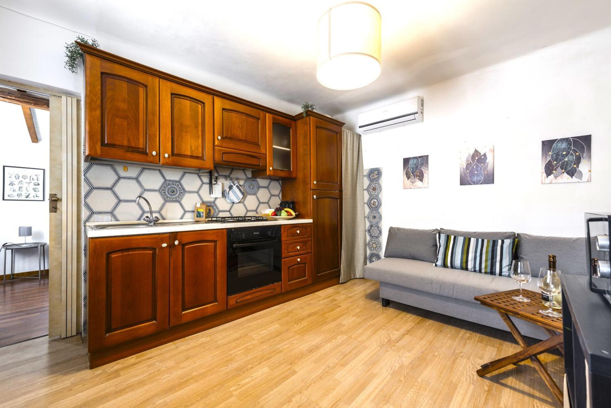 Hostly - La Spina Appartement *