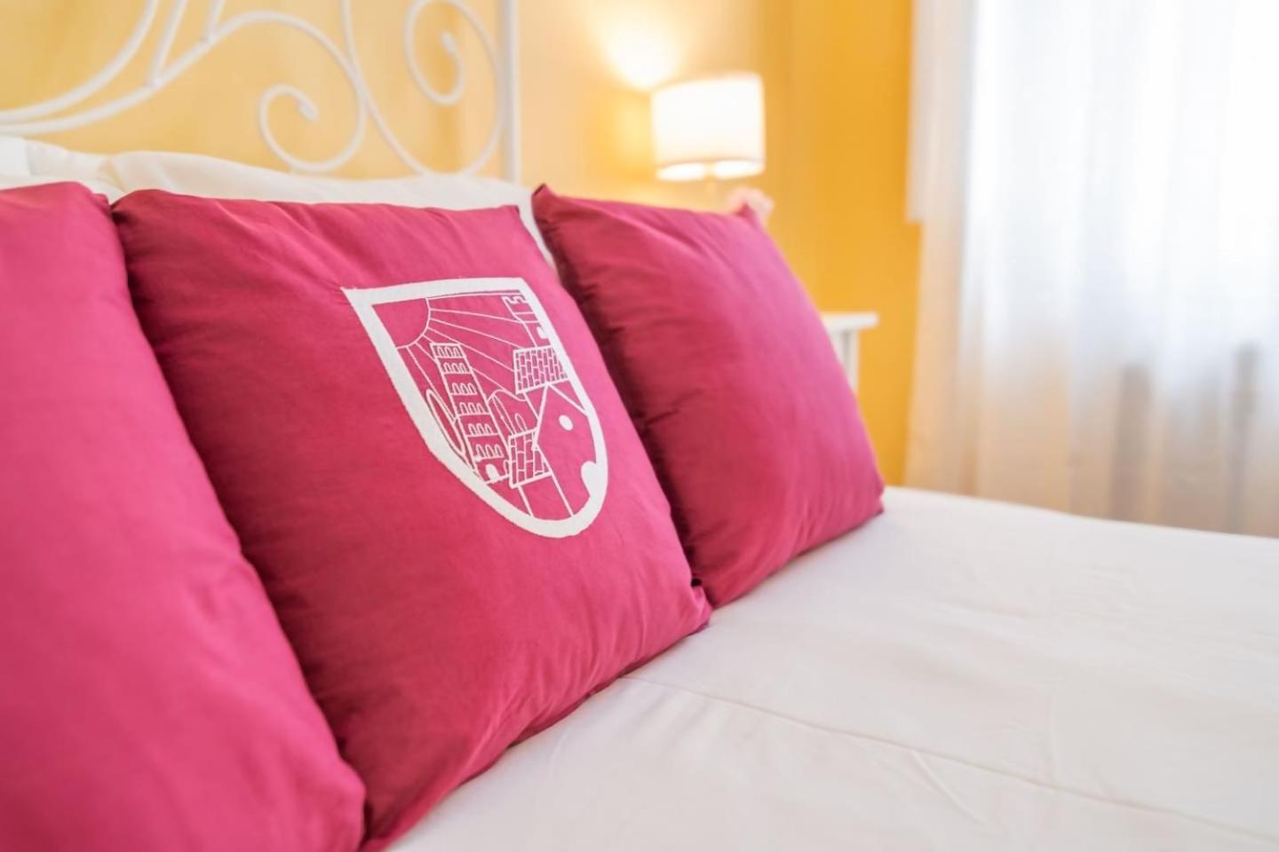 Lh Casa Dora *