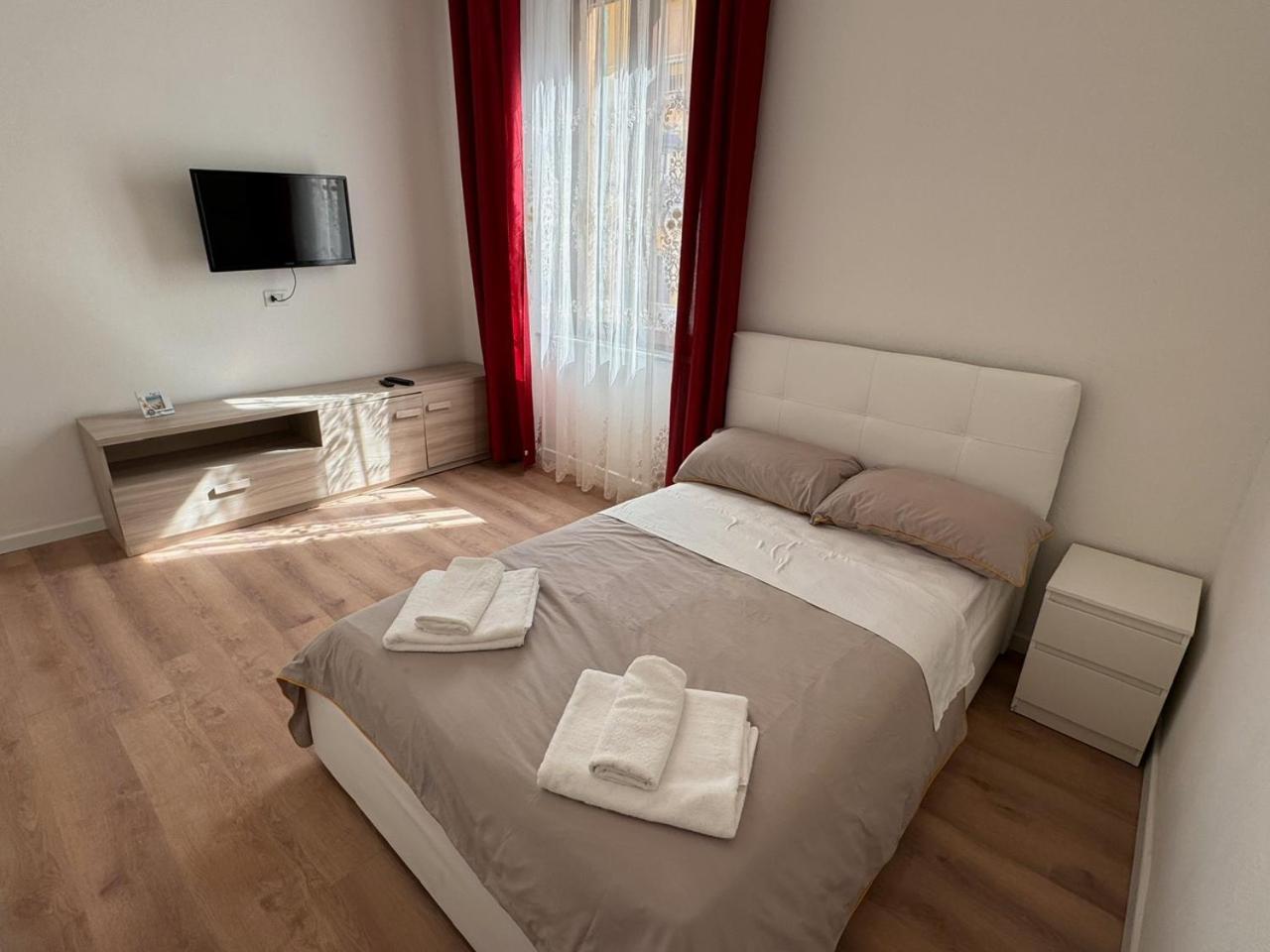 Galileo Bed & Breakfast *